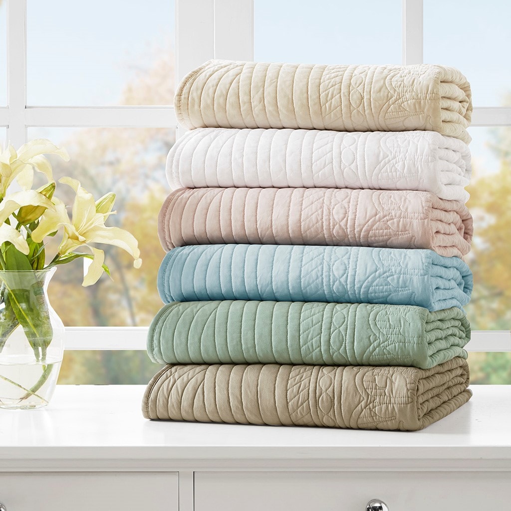 Gracie Mills GRACE-5838-05PM Blankets-And-Throws - View #4