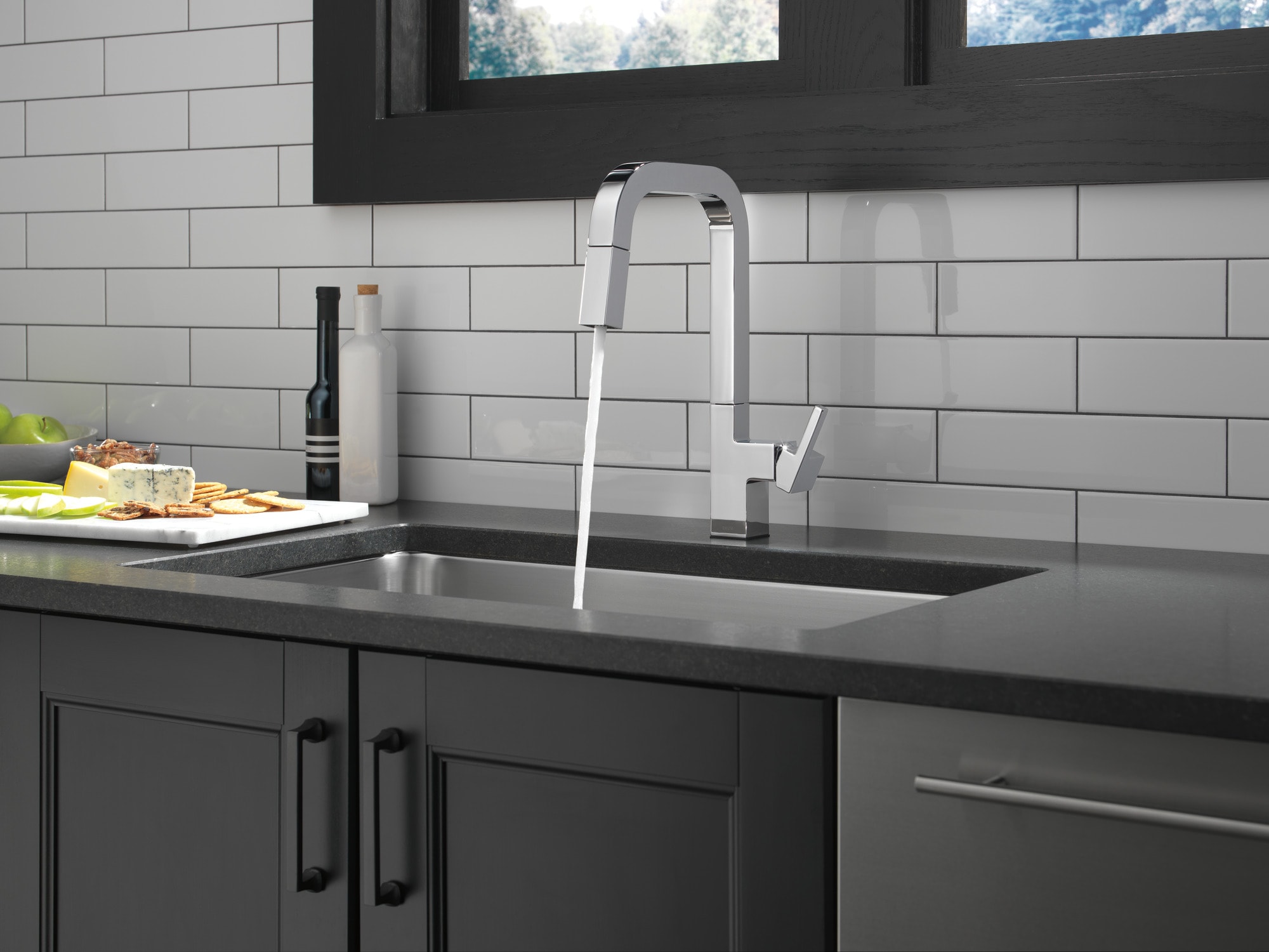 Delta 19825LF Kitchen-Faucets - View #8