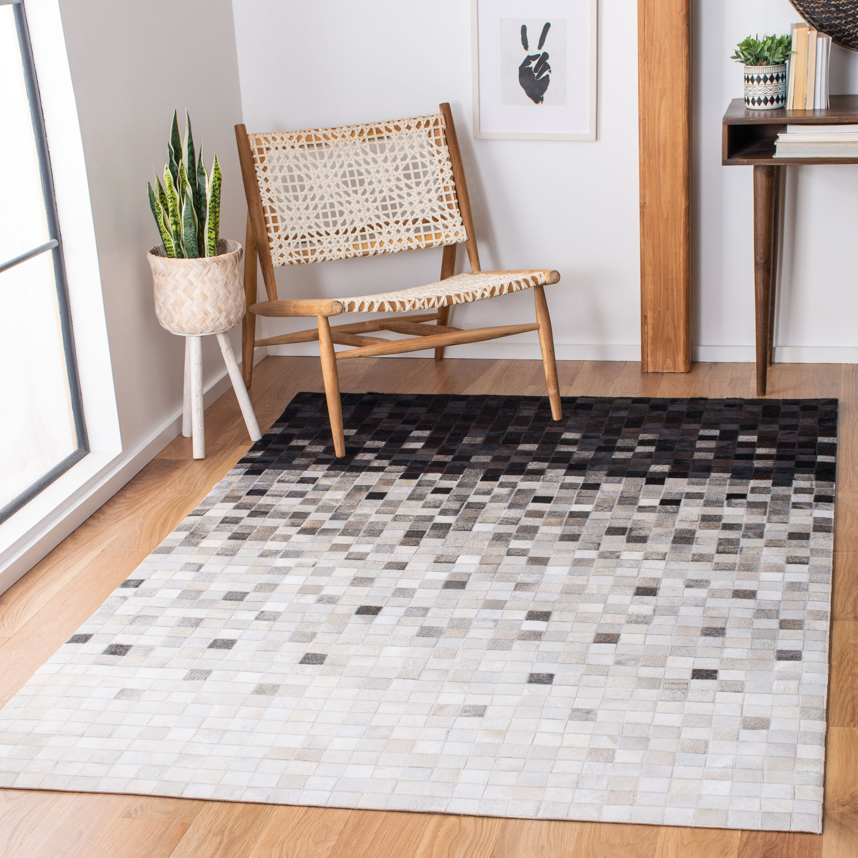  Studio Leather 800 Ivory/Black Contemporary 4ft x 6ft Small Rectangle Rug