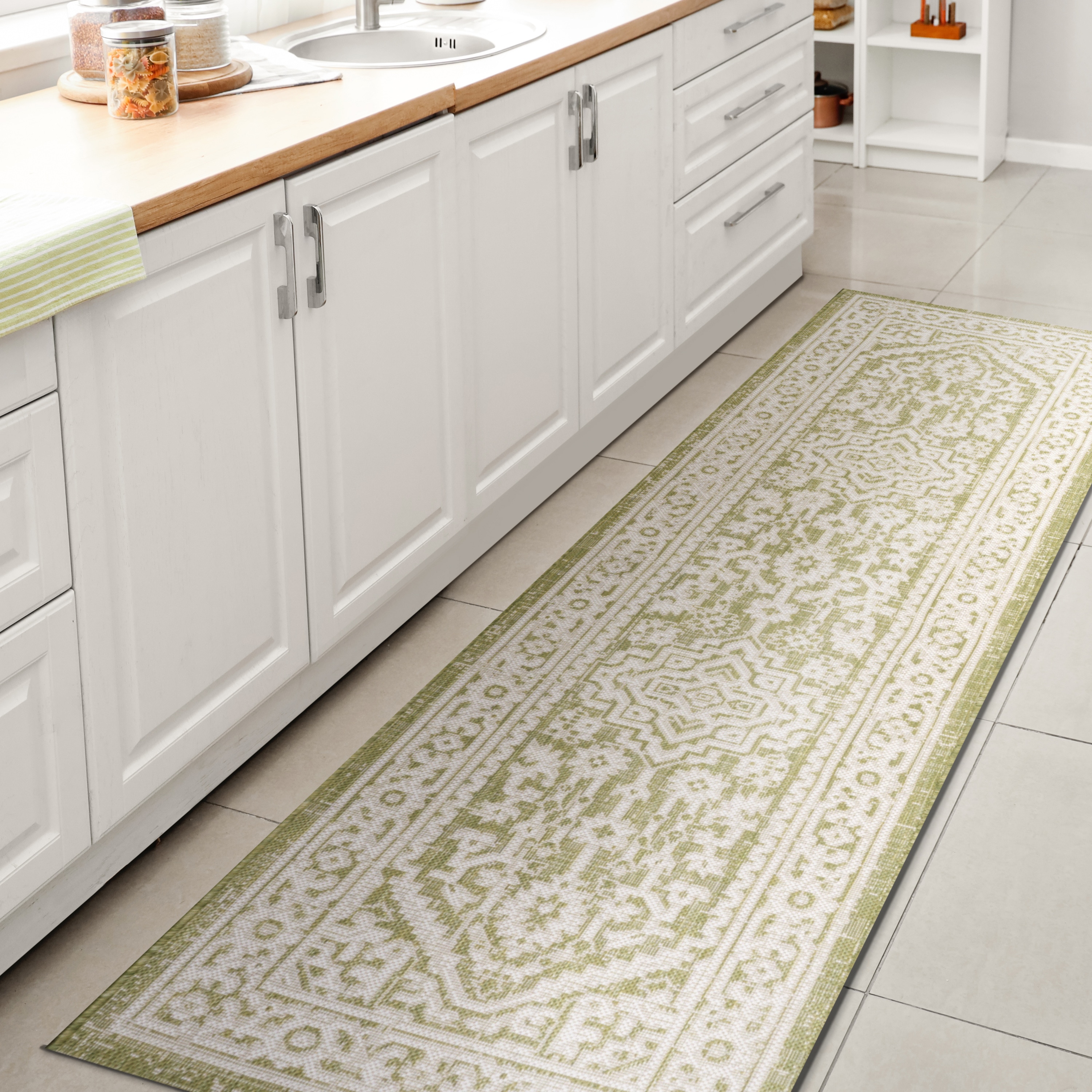 Sinjuri Green and Cream Medallion Flatweave Runner Rug