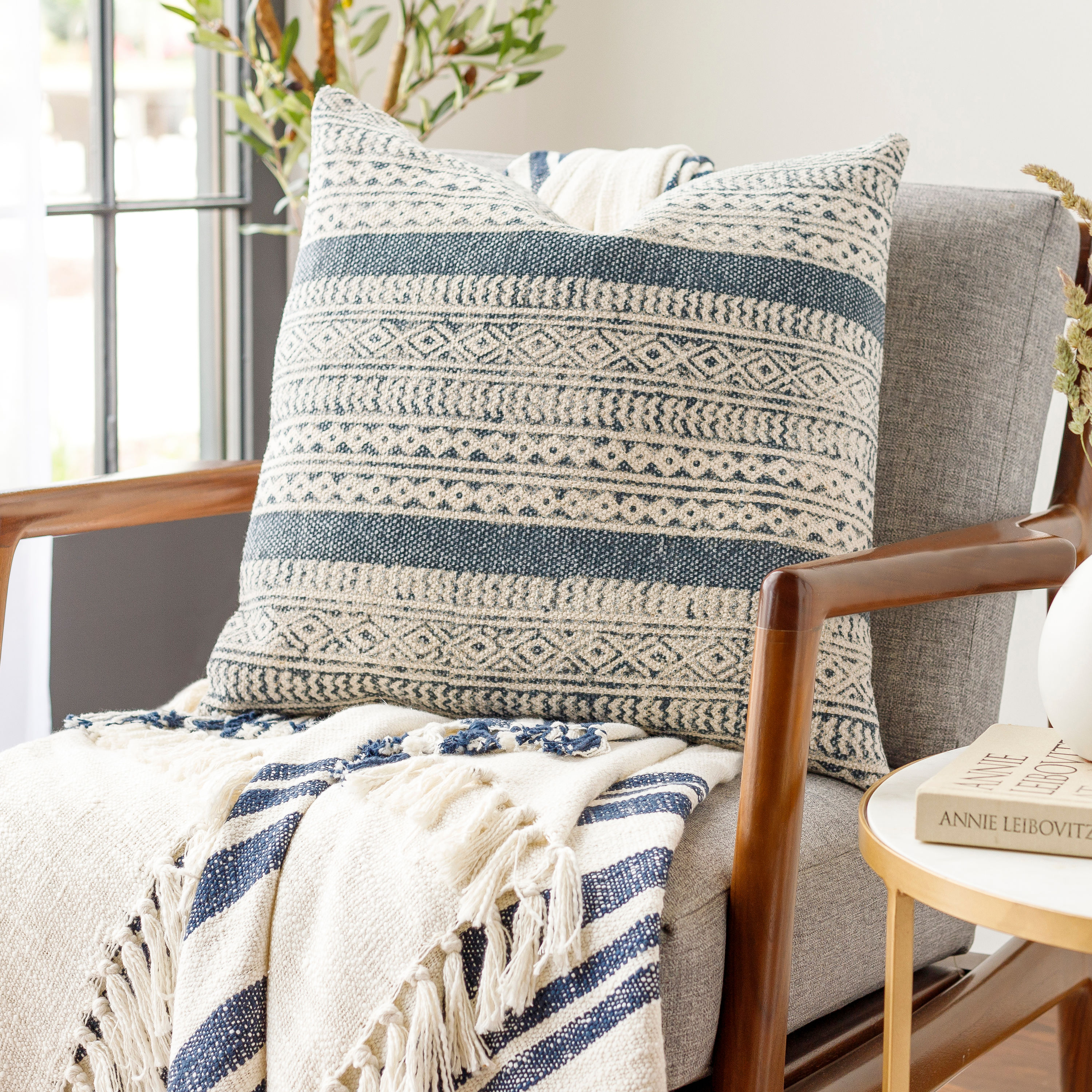 Livabliss JNY014-1818D Accent-Pillows - View #2