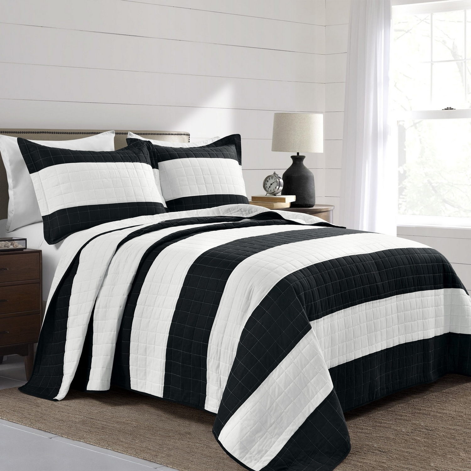 Black and White Striped Cotton Full Quilt Set