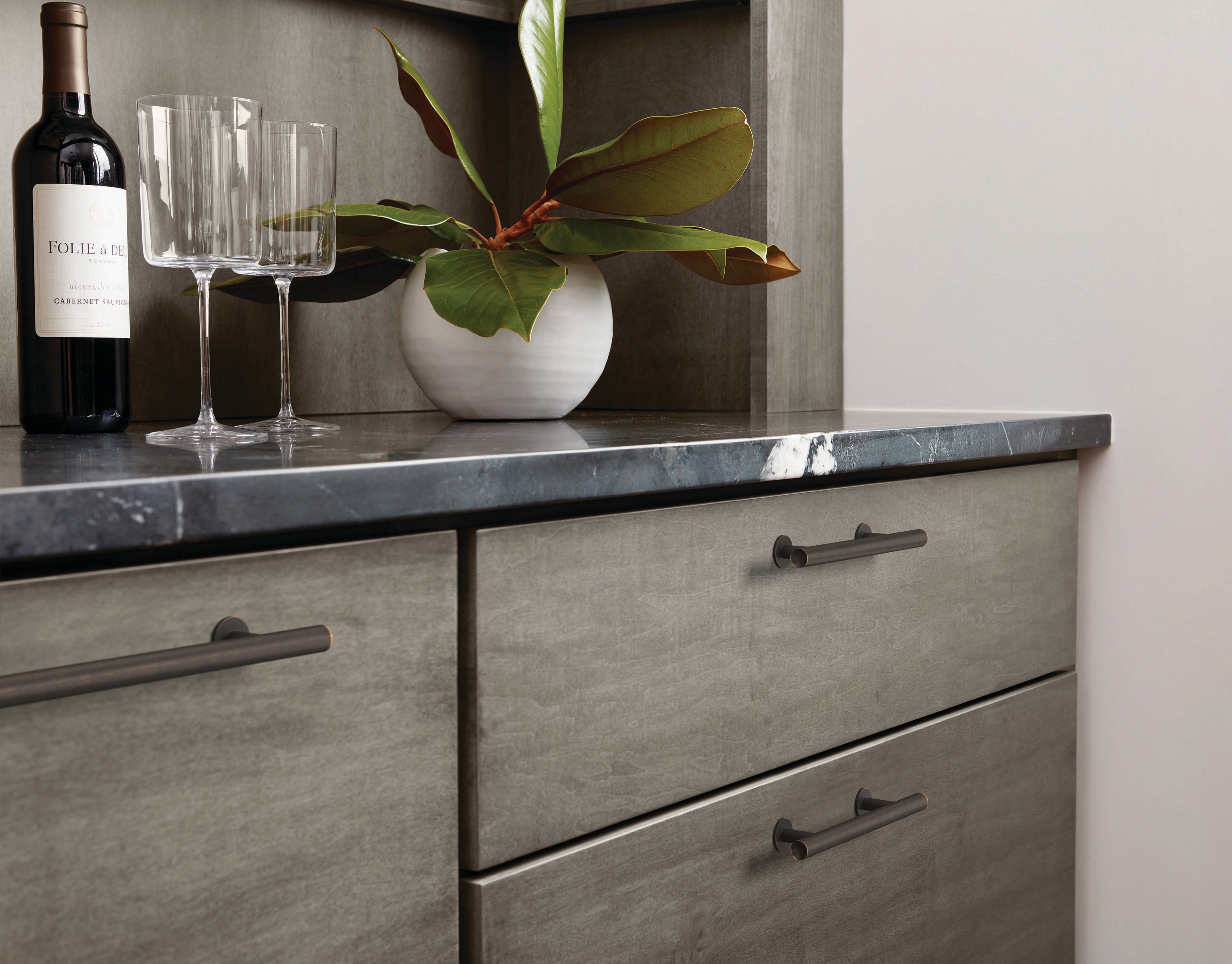 Oil Rubbed Bronze Modern Cabinet Drawer Pull Bar