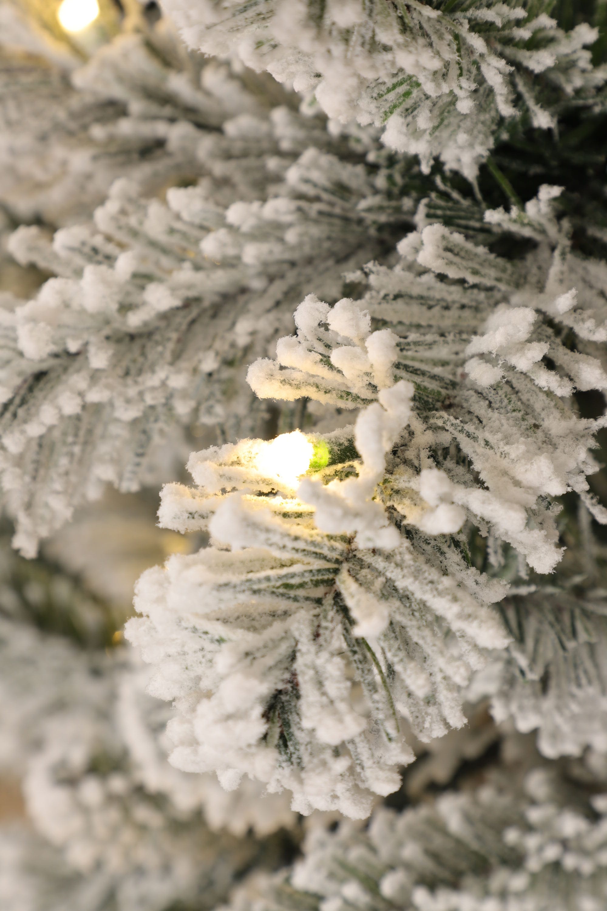 Holiday Living L23T04-70LD5K250 Artificial-Christmas-Trees - View #6