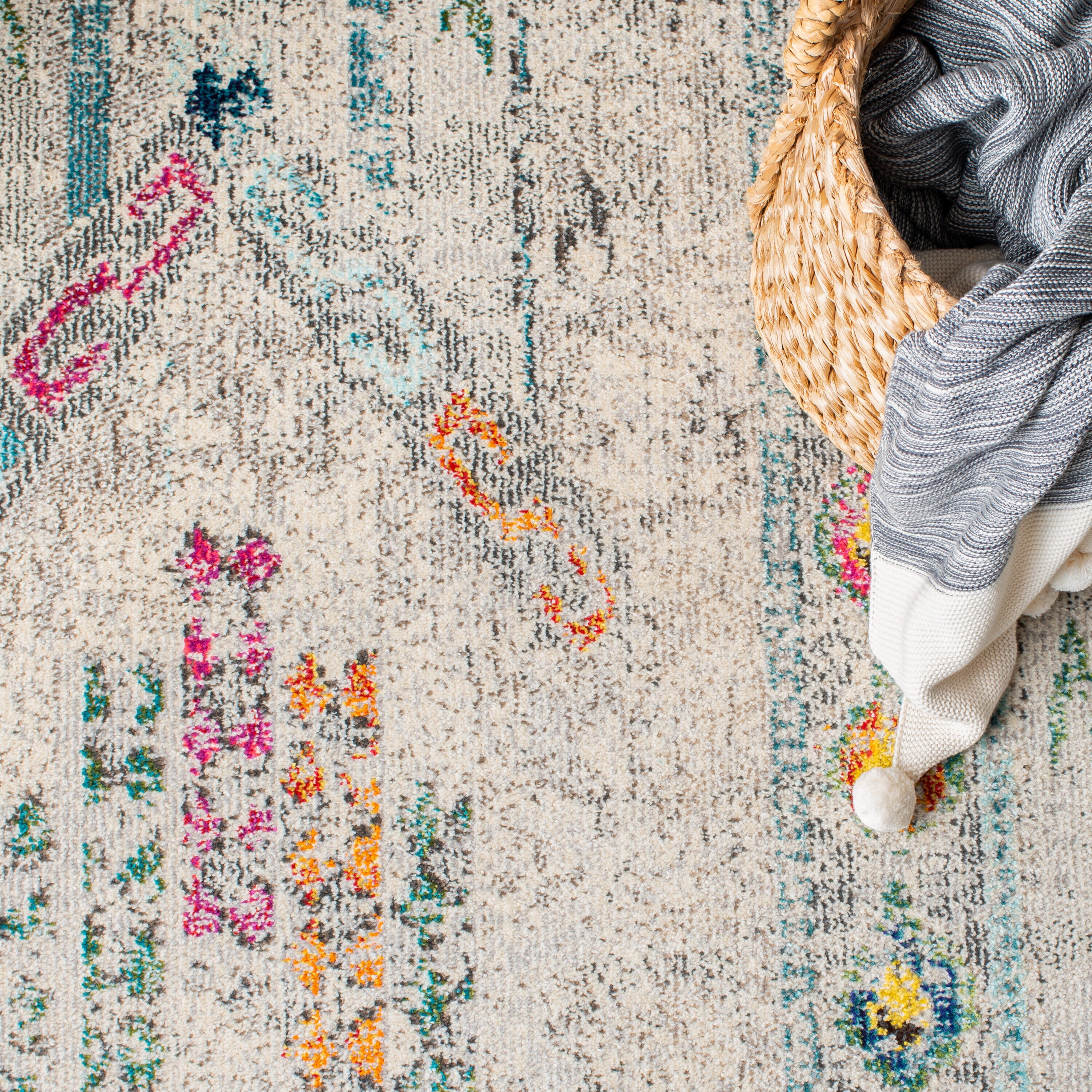 Safavieh MAD422H-210 rugs - View #7
