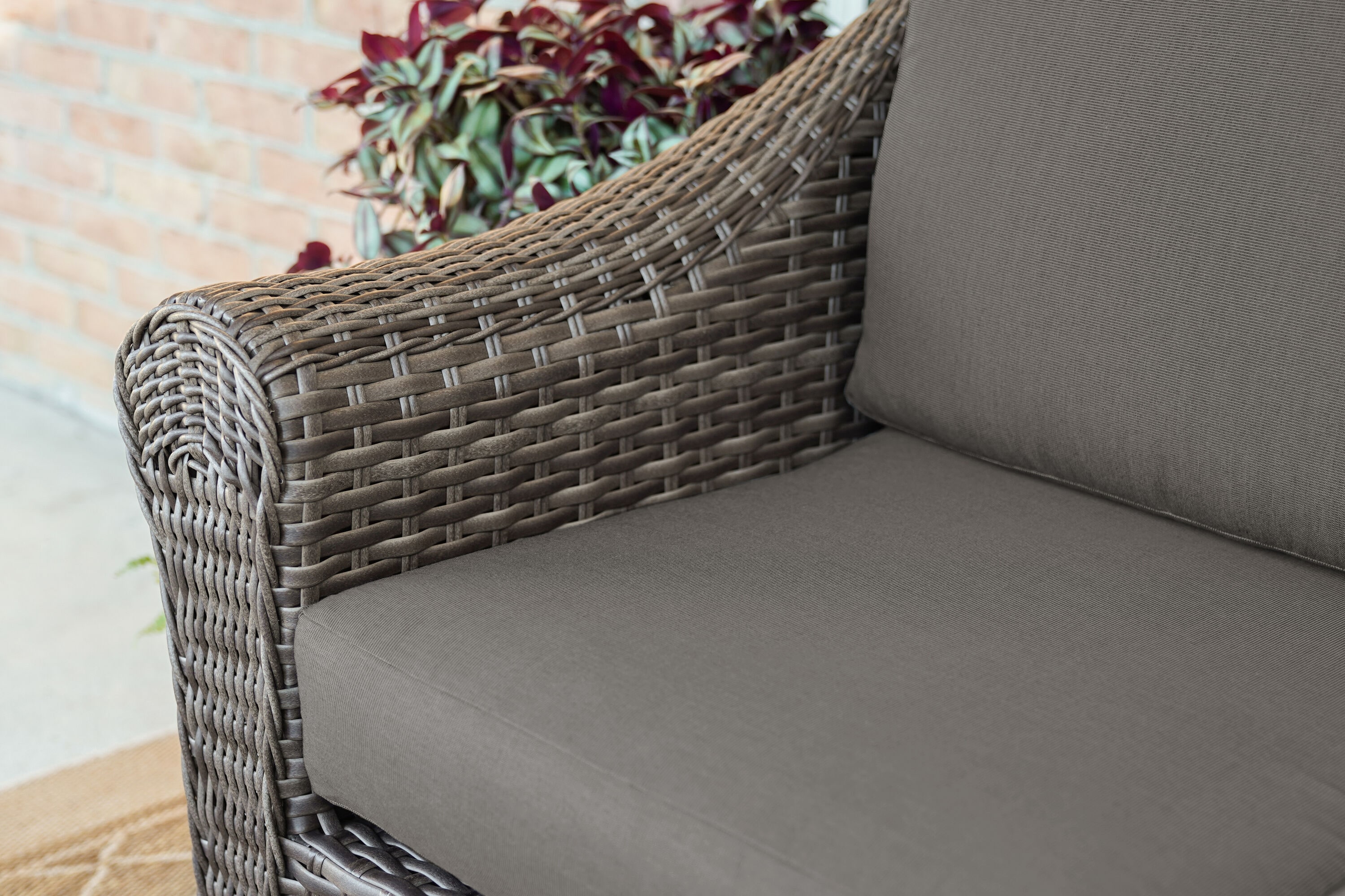 Leisure Made 515562-GRY Patio-Sofas-Daybeds - View #3