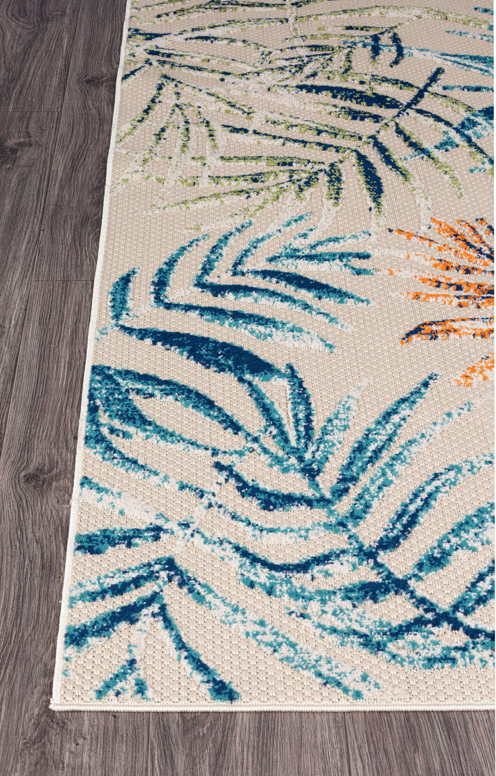 Bahama Palm Frond Floral Multicolor Synthetic 5' x 7' Indoor/Outdoor Area Rug