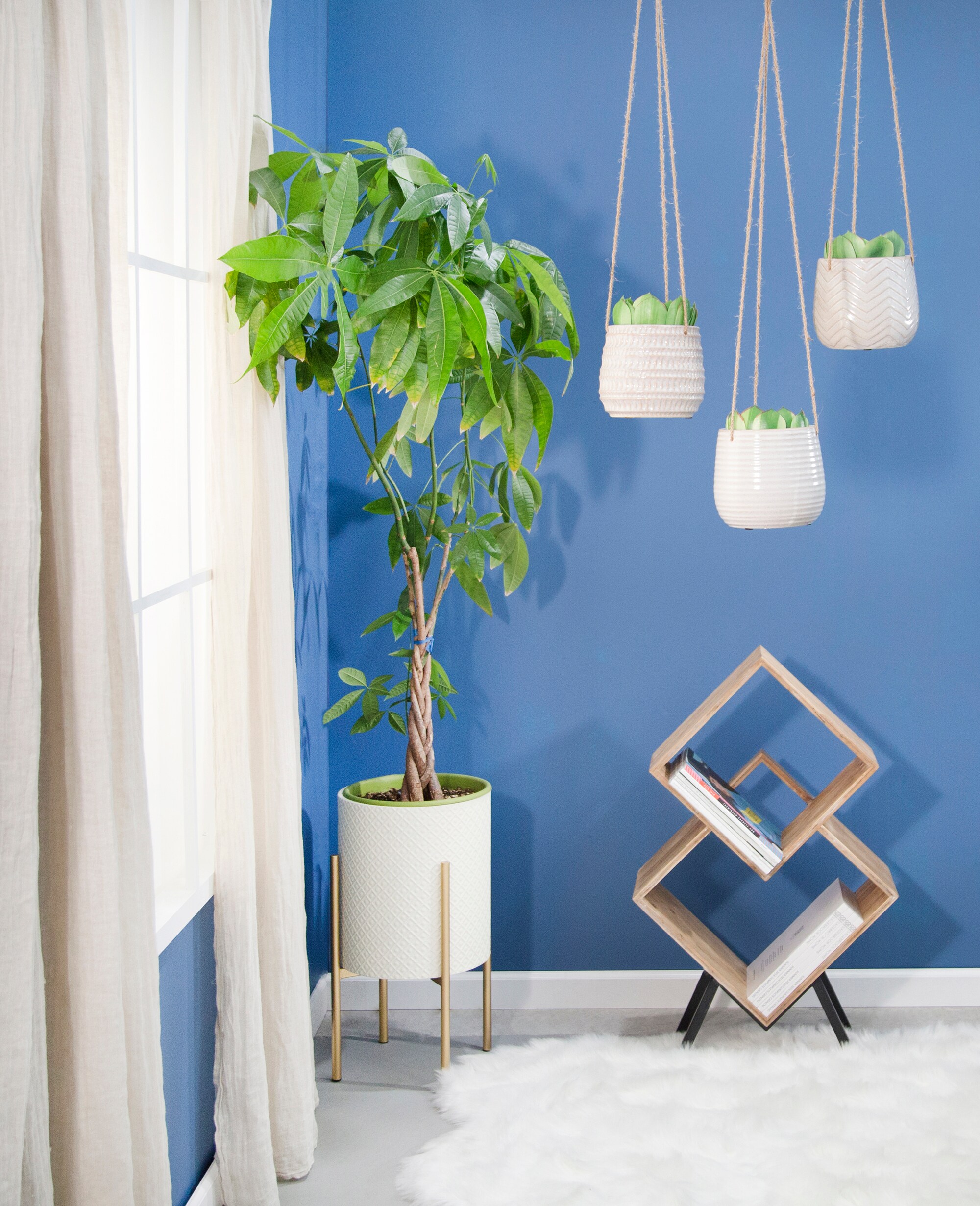 Sagebrook Home 14801-03 Round 7-in W x 6.5-in H Off-white Ceramic Indoor/Outdoor Hanging Planter