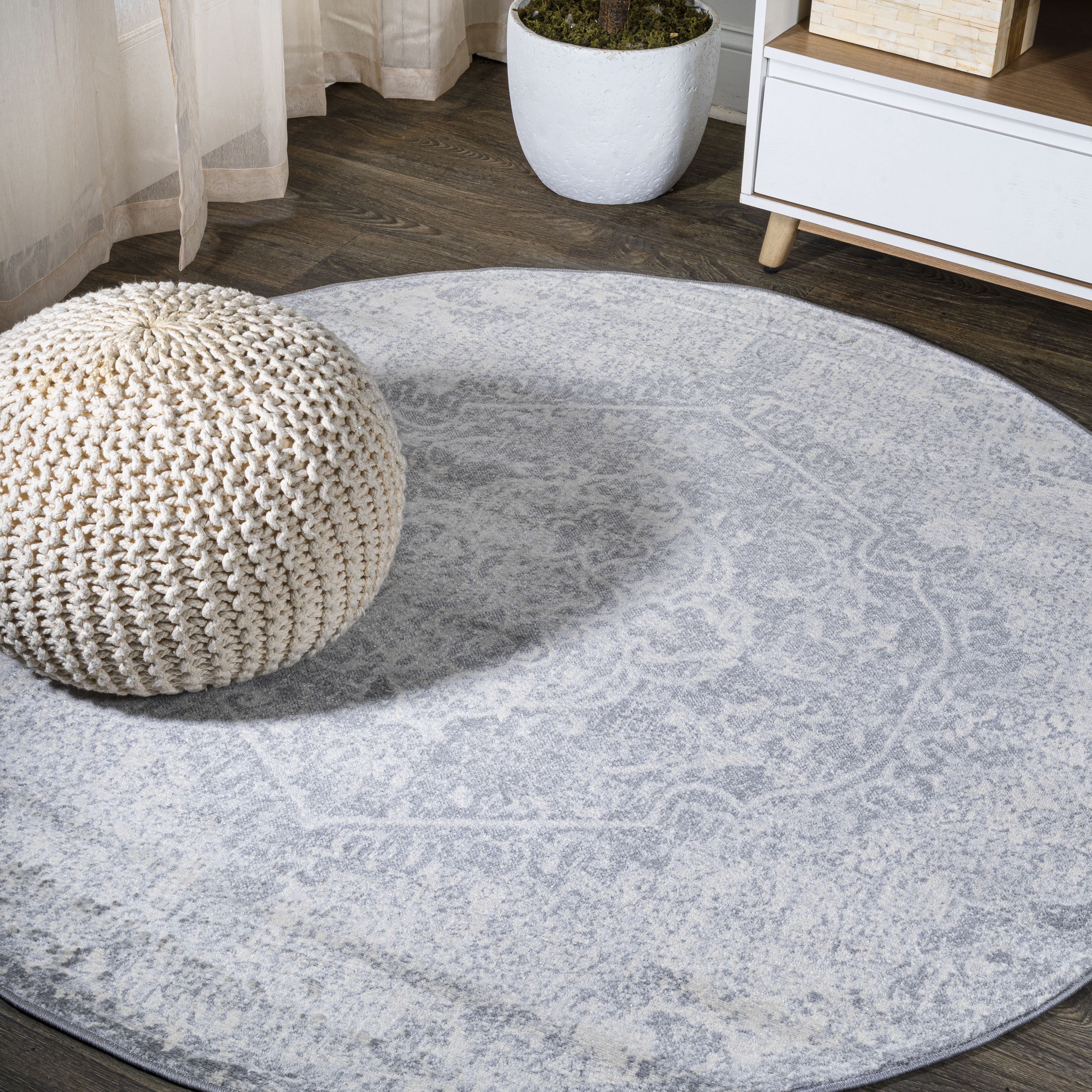 JONATHAN  Y MDP105B-5R MODERN PERSIAN Vintage Medallion 5 x 5 (ft) Loomed Polypropylene Gray/Ivory Round Indoor Medallion Persian Area rug