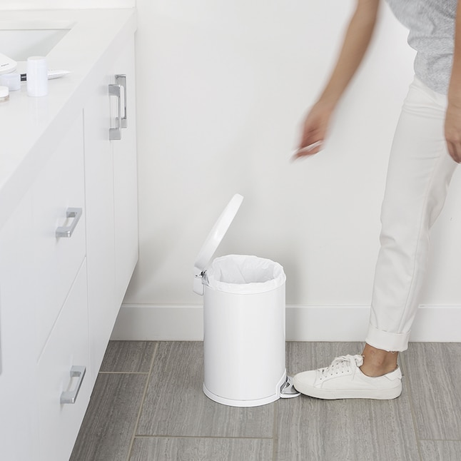 simplehuman 4.5L Round Step Trash Can Steel White
