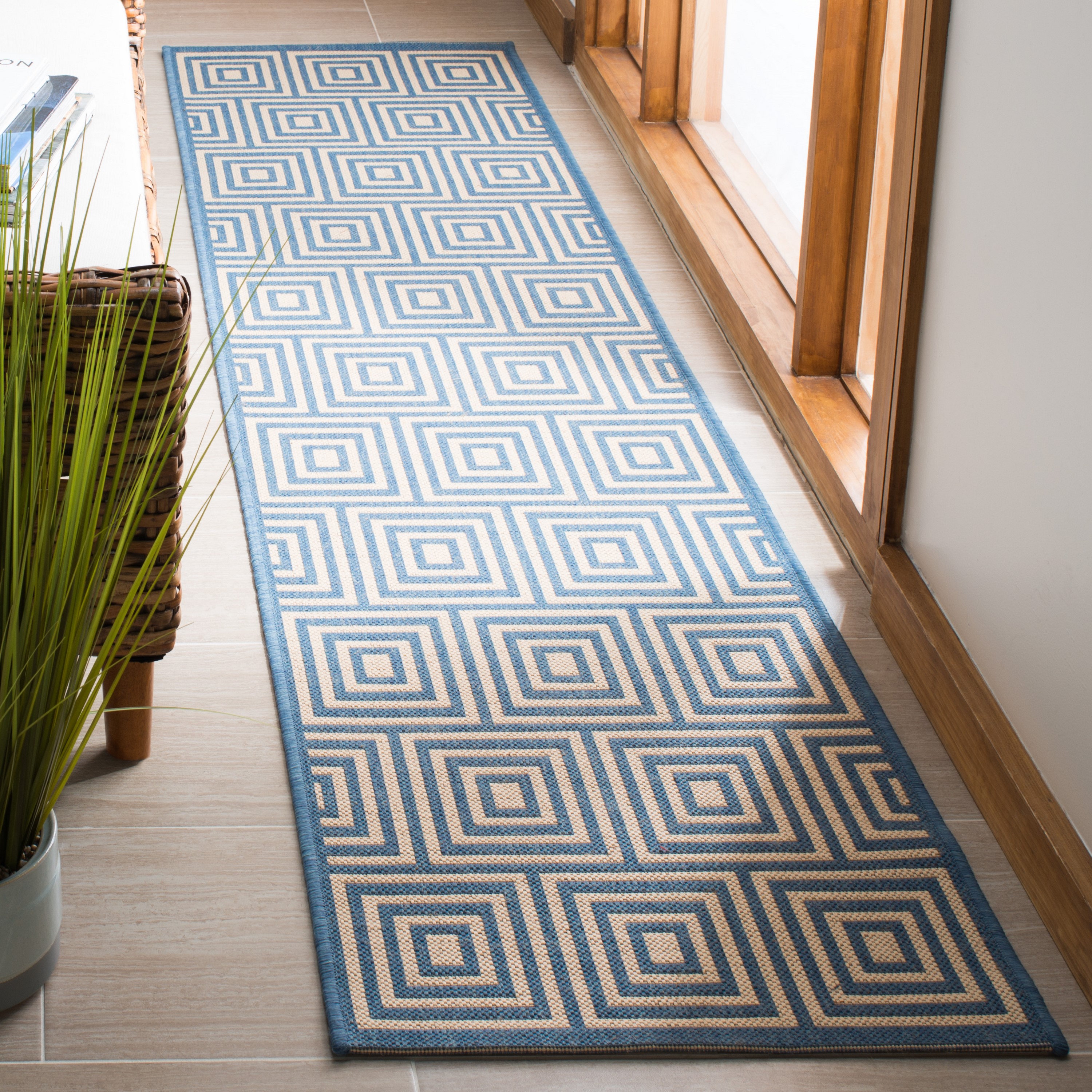 Safavieh LND173N-28 Linden Anastassia 2 x 8 (ft) Loomed Polypropylene Cream/Blue Rectangular Indoor Abstract Bohemian/Eclectic Runner rug