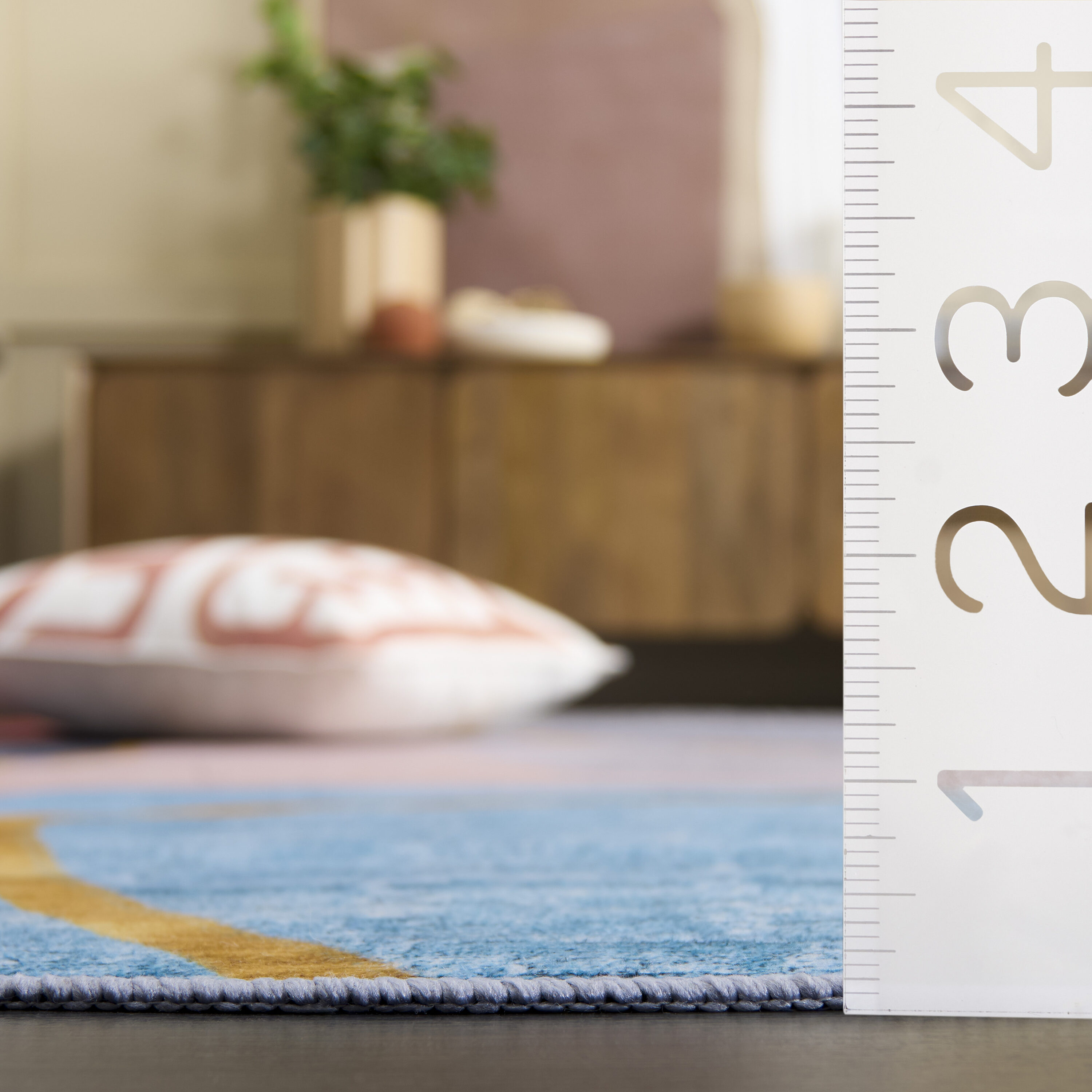 Safavieh TAC834B-5OV rugs - View #3