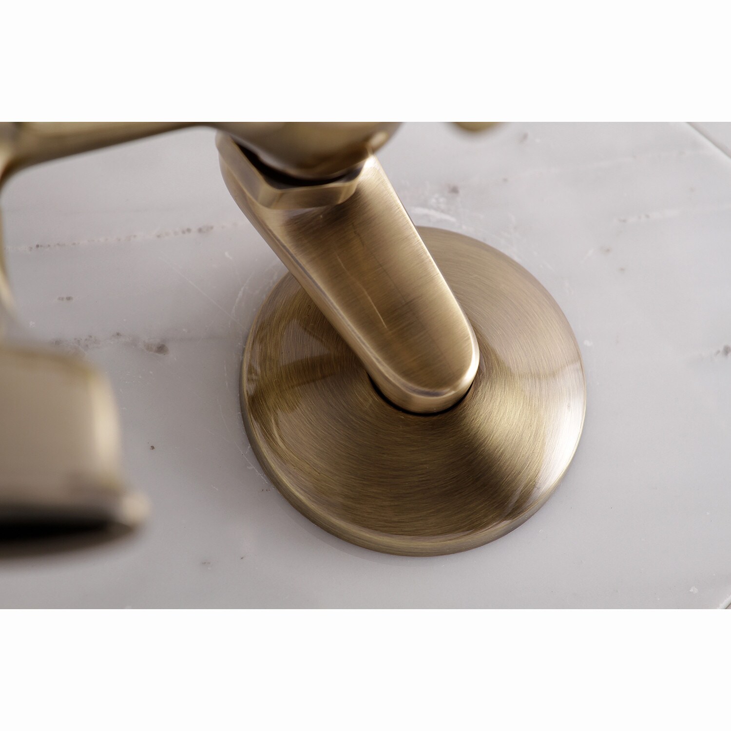 Kingston Brass WLKS266AB Roman-Tub-Faucets - View #4