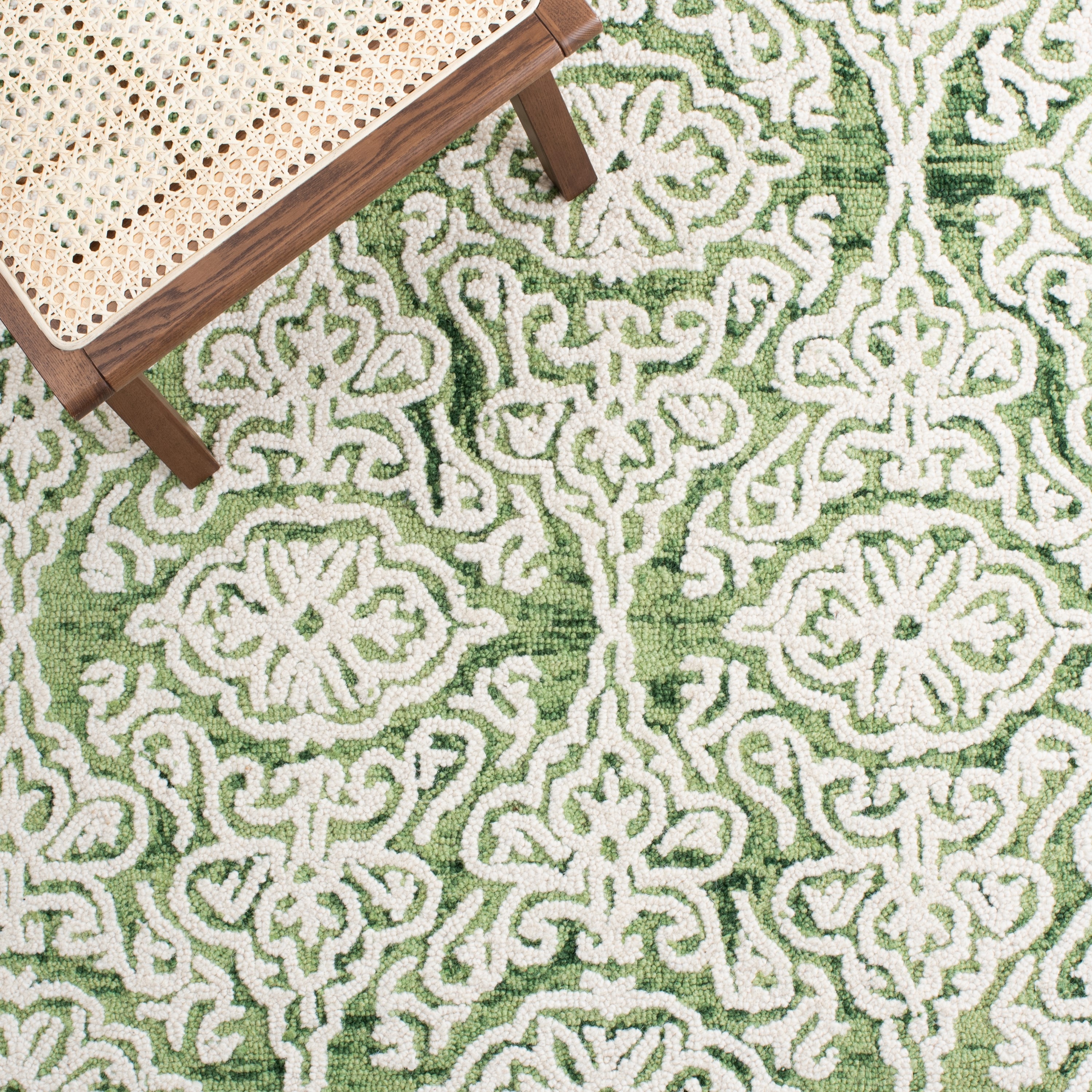 Safavieh BLM112Y-2 rugs - View #6