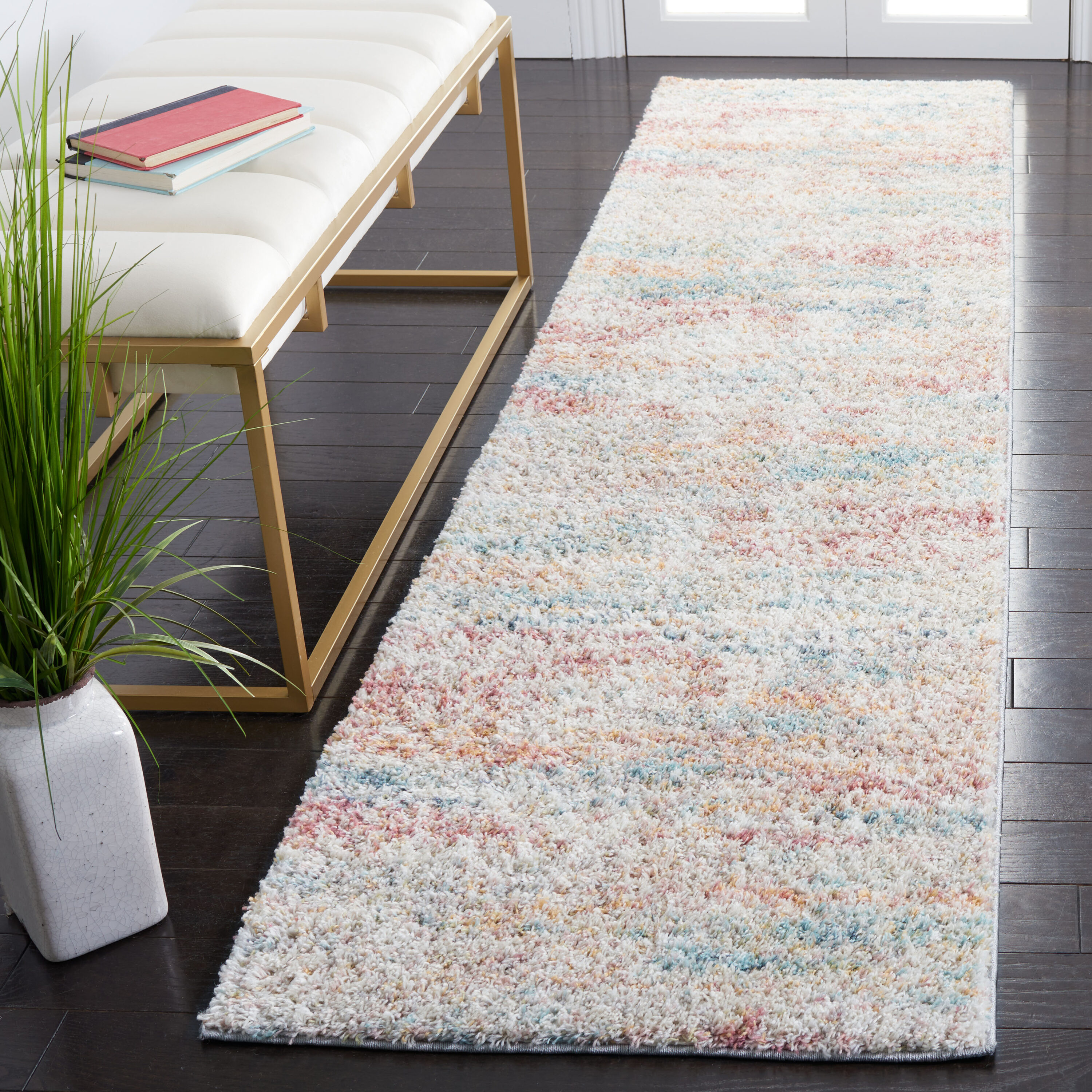 Calista 138A Ivory/Beige 2ft-3in x 9ft Runner Rug
