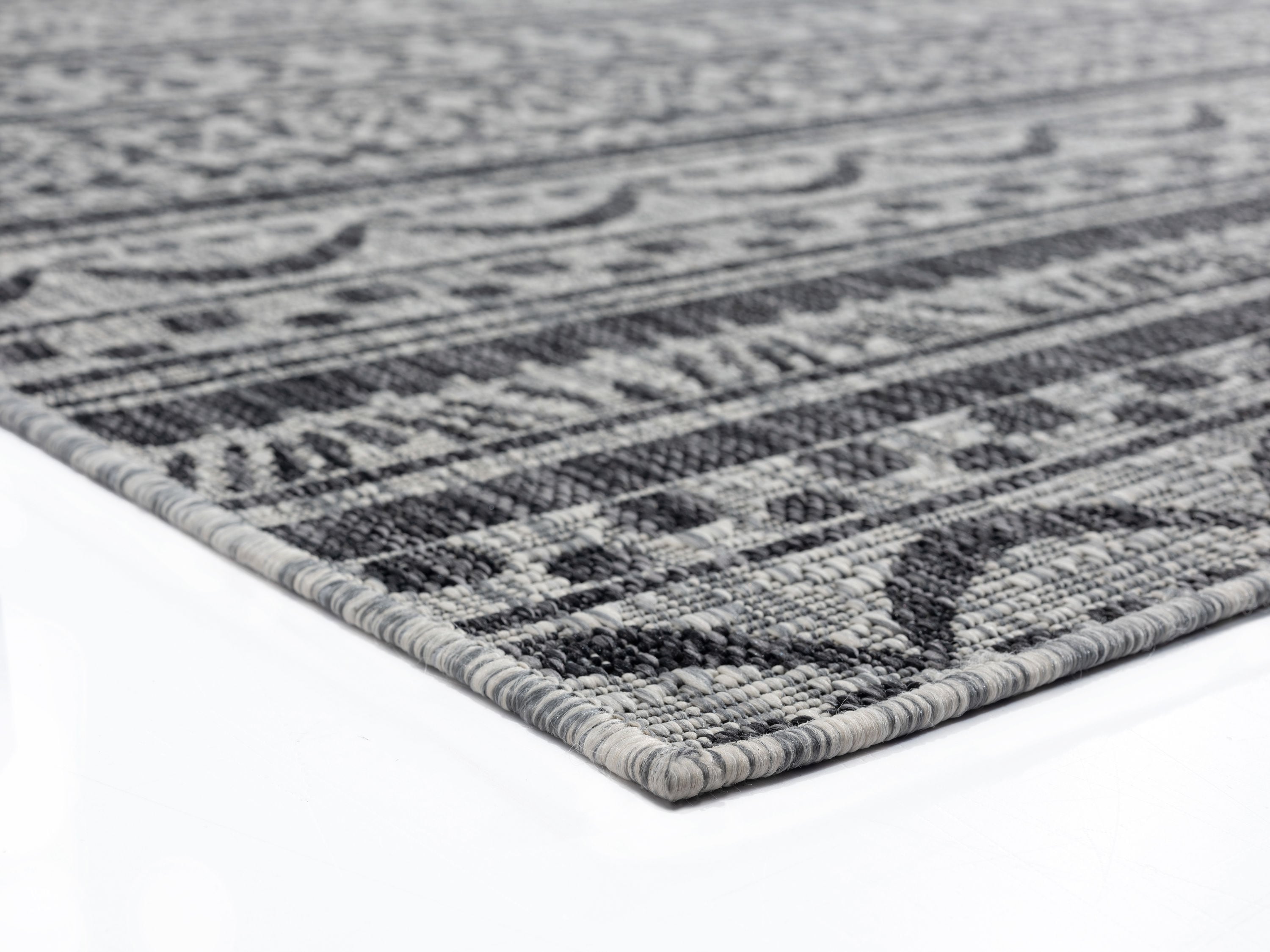 United Weavers Of America 3900 10170 912 rugs - View #3