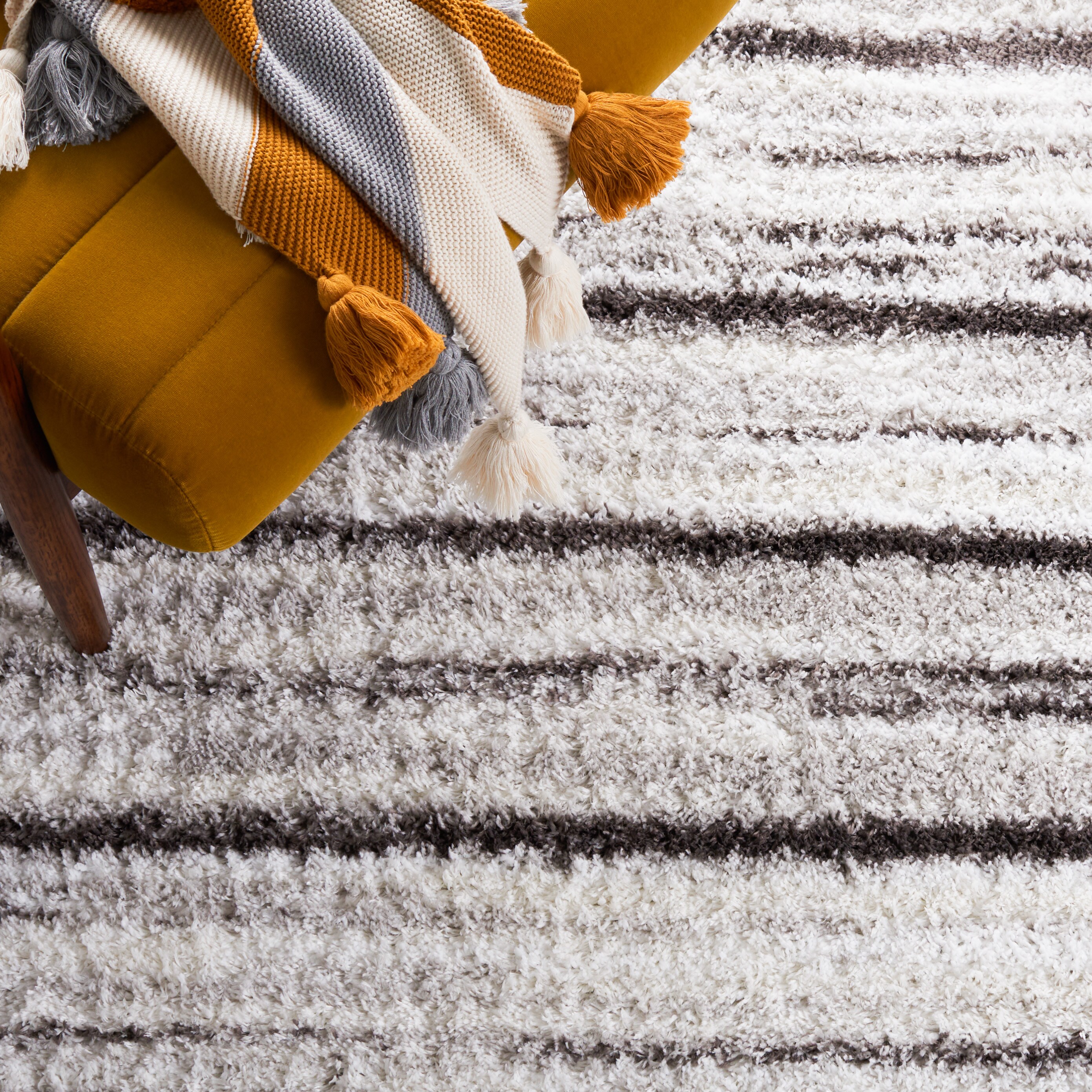 Safavieh BER565F-4 rugs - View #7