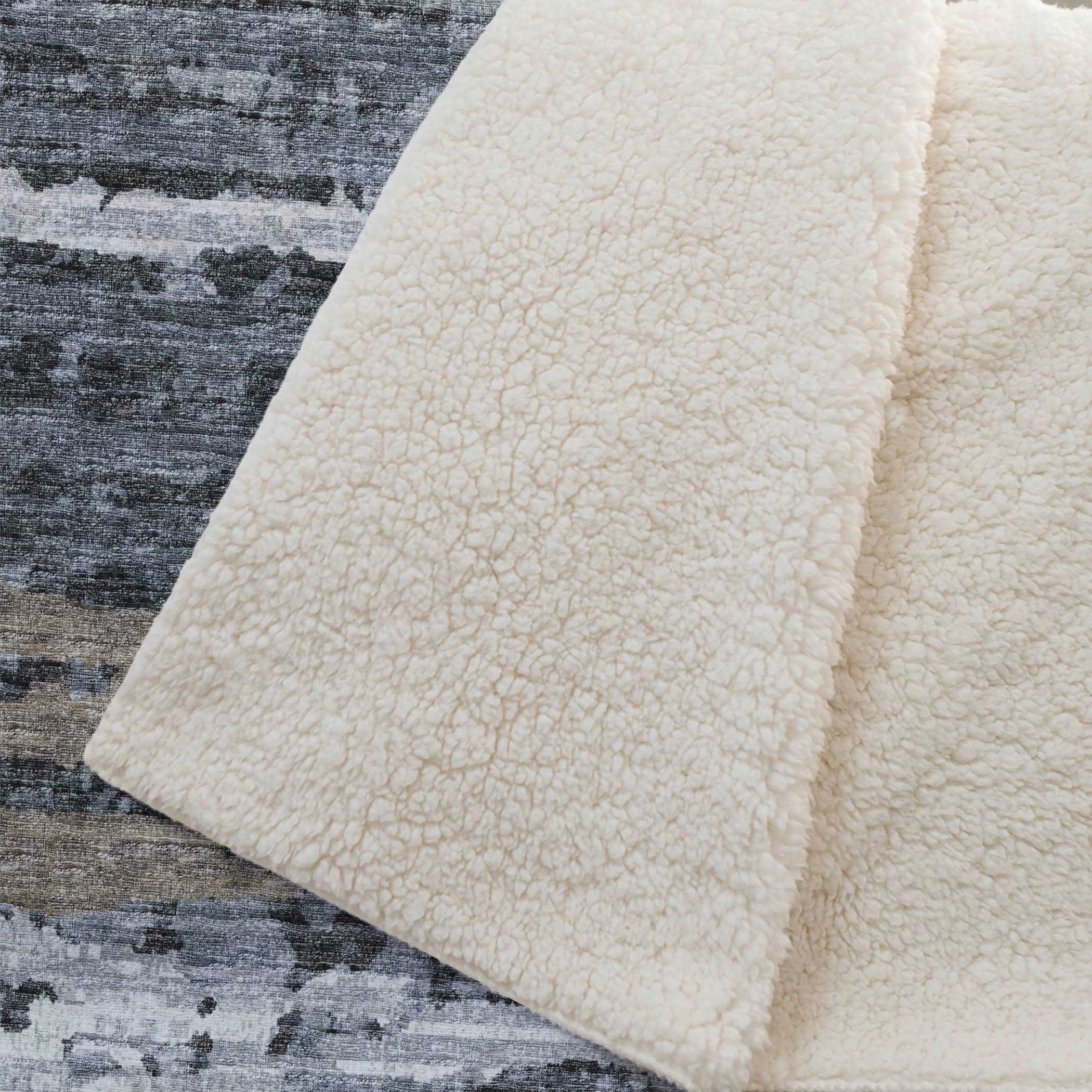 Addison Rugs ASB75SH50X70 Blankets-And-Throws - View #5