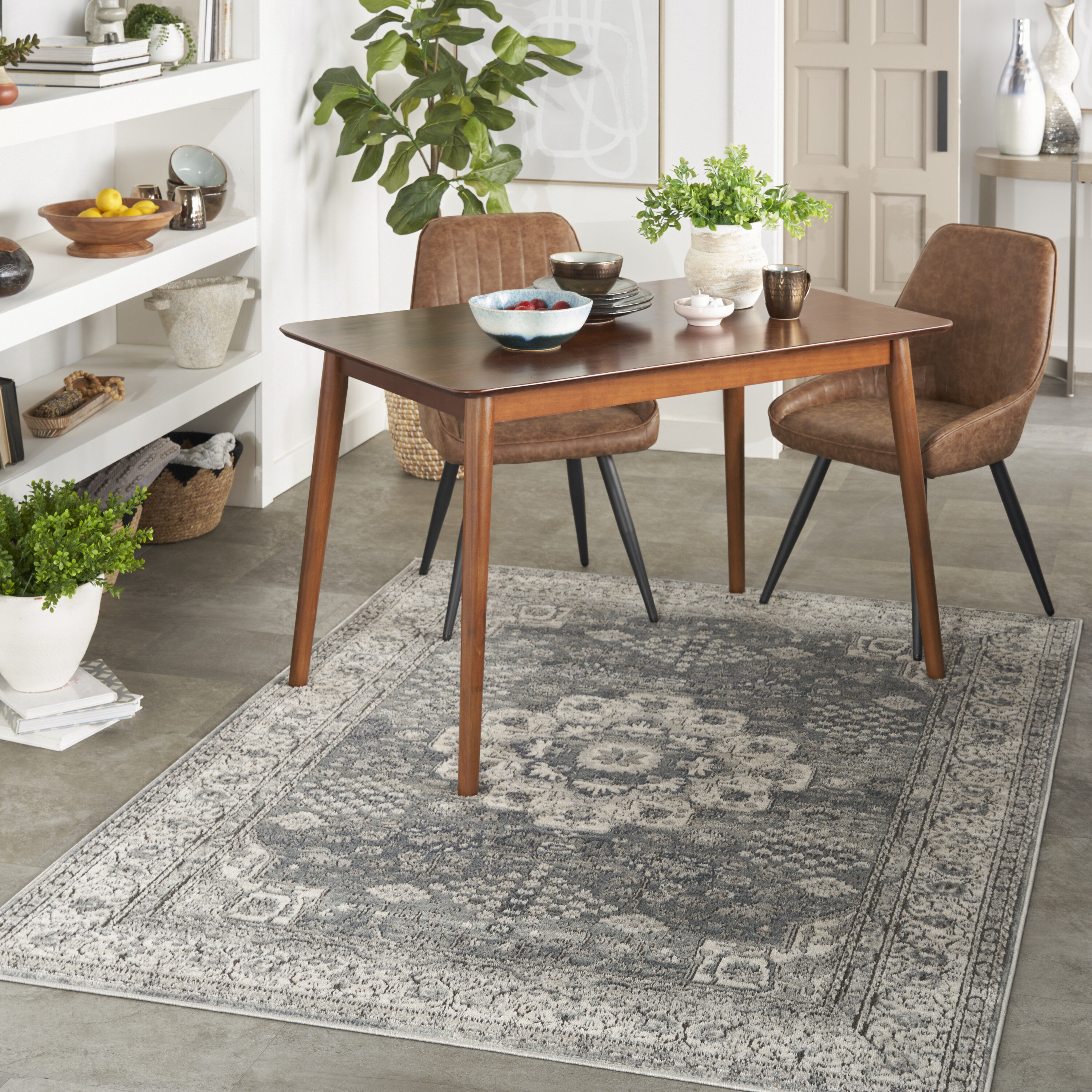 Nourison 099446749697 Concerto 5 x 7 (ft) Loomed Polypropylene Grey/Ivory Rectangular Indoor Floral/Botanical Area rug
