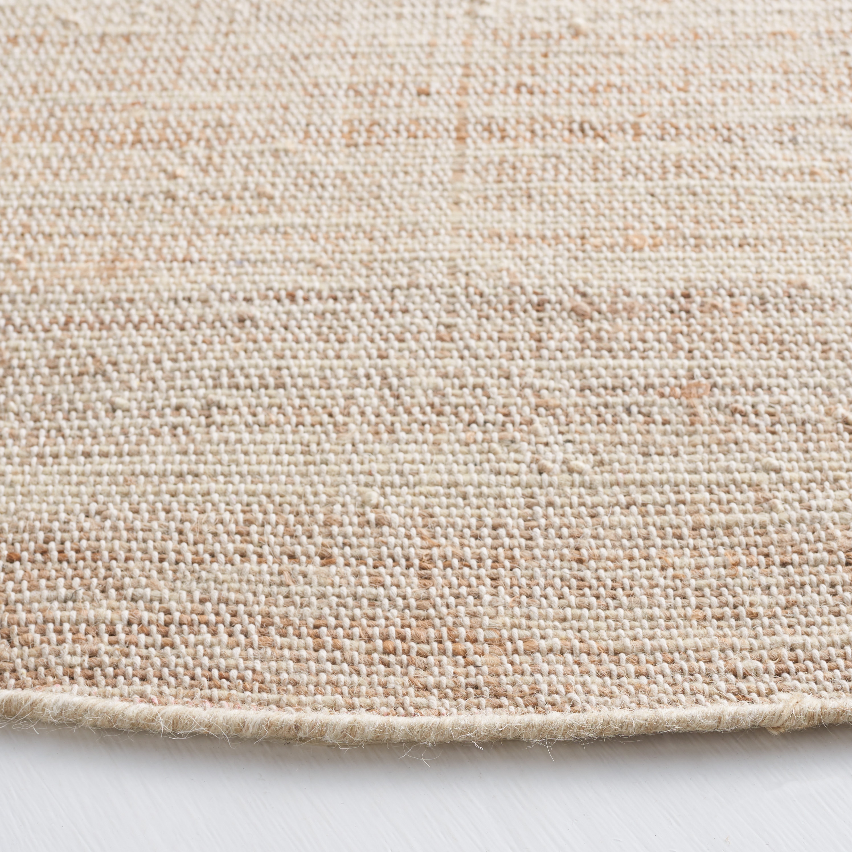 Safavieh NFB554B-6R rugs - View #3