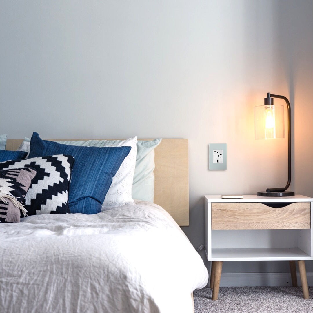 Legrand ARTR152W4 receptacles - View #7