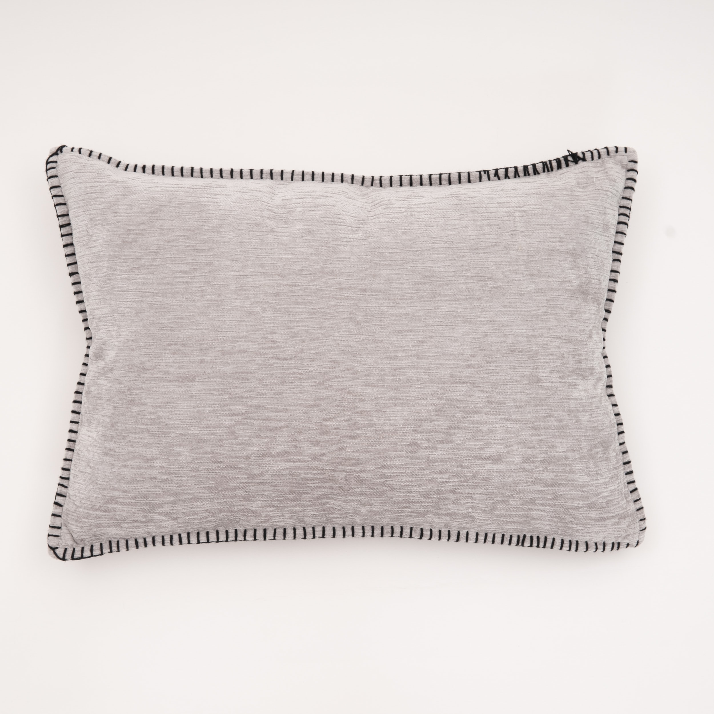 EVERGRACE EG7276516 Junoesque 20-in x 14-in Ghost Gray Rectangular Indoor Decorative Pillow