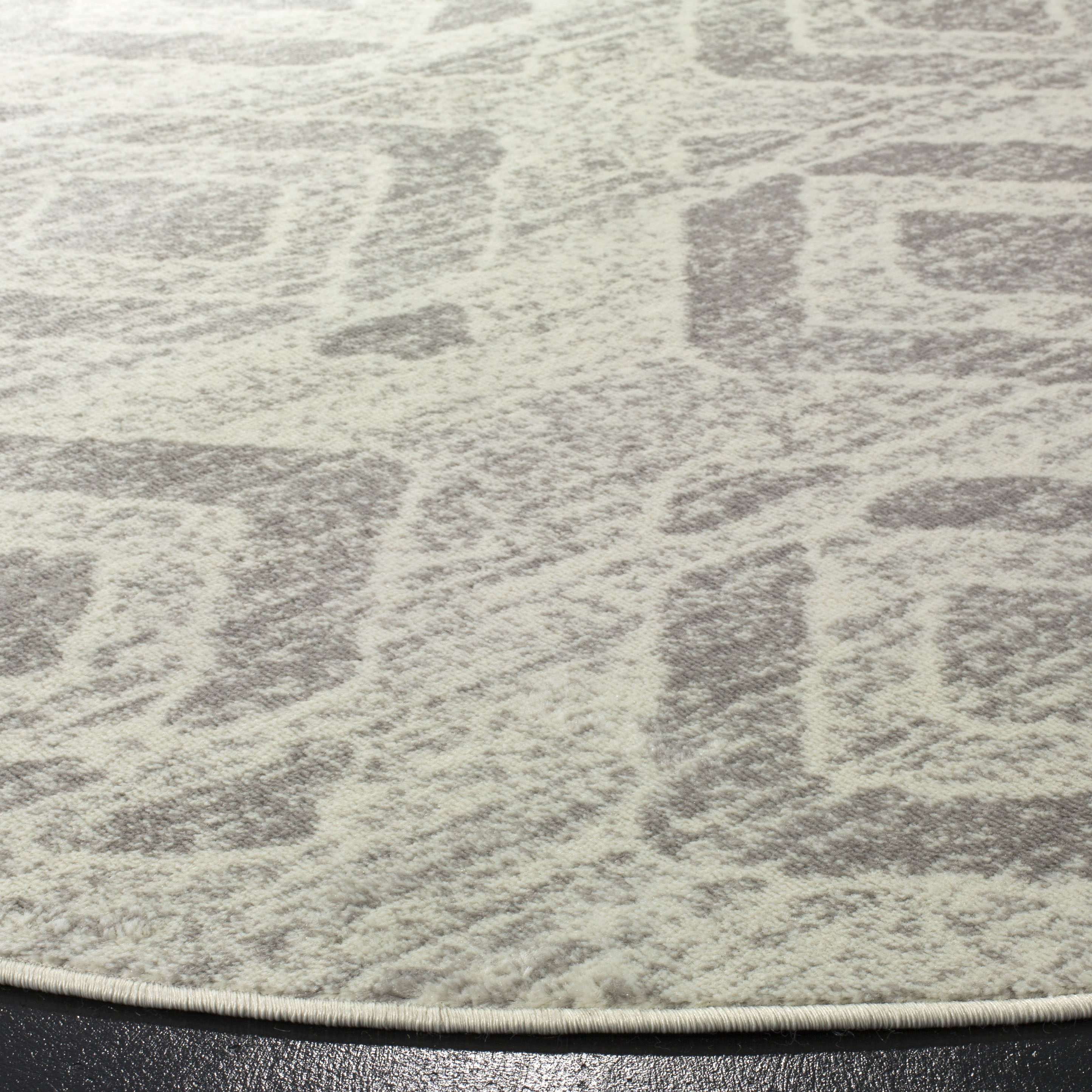 Safavieh SKY190H-6R rugs - View #3