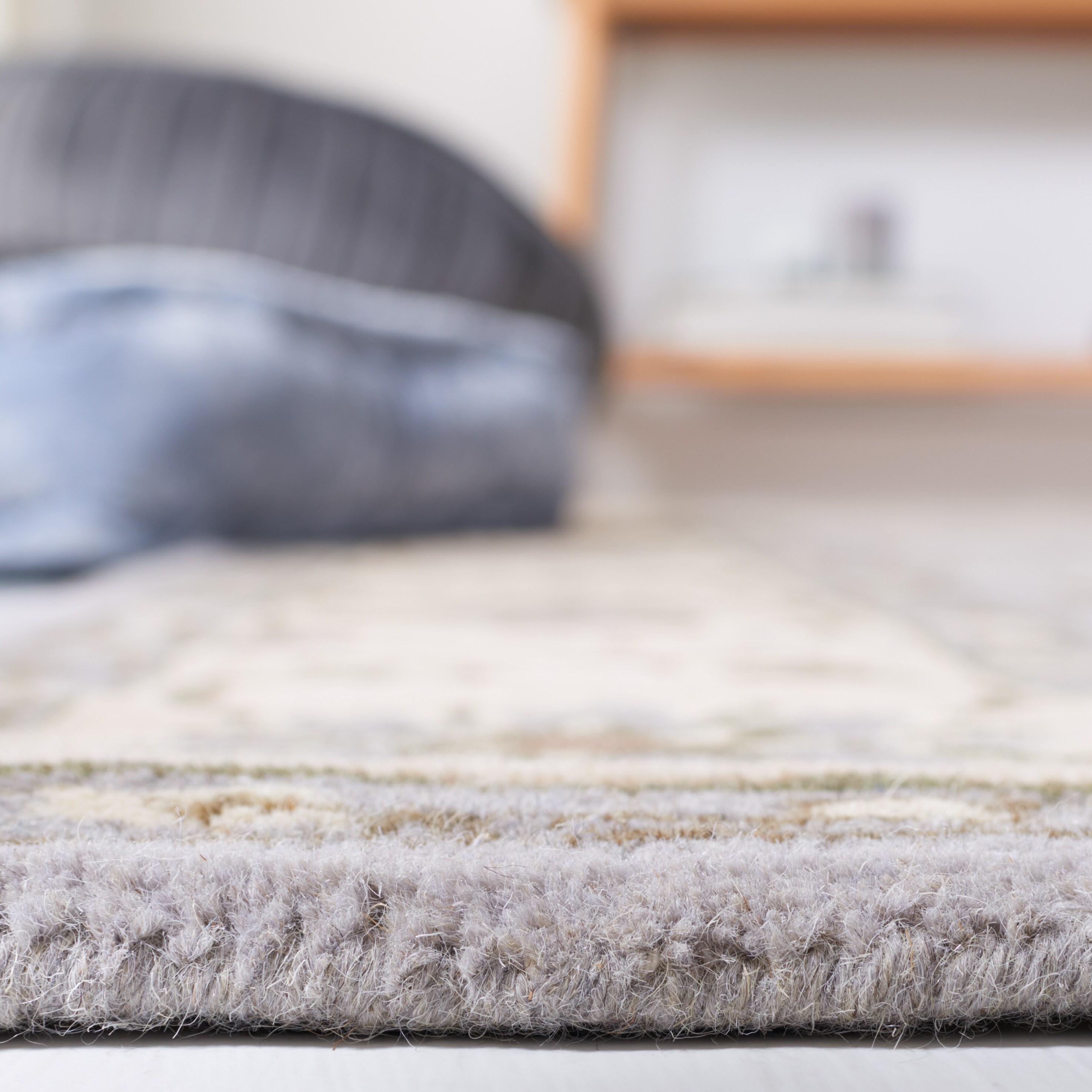 Heritage Hand-Tufted Gray Wool 6' x 9' Rectangular Rug