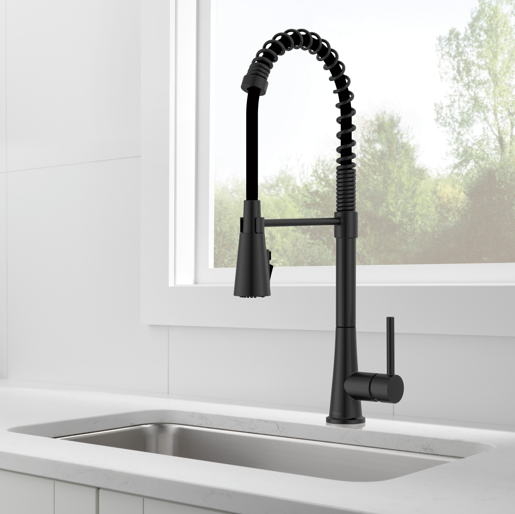 Peerless Precept Matte Black Single Handle Pull-down Kitchen Faucet ...