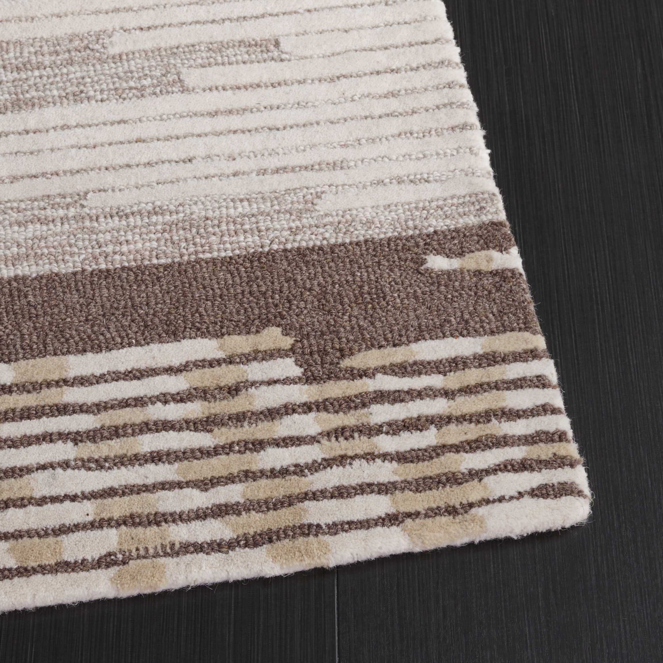 Safavieh MSR3381B-8 rugs - View #2
