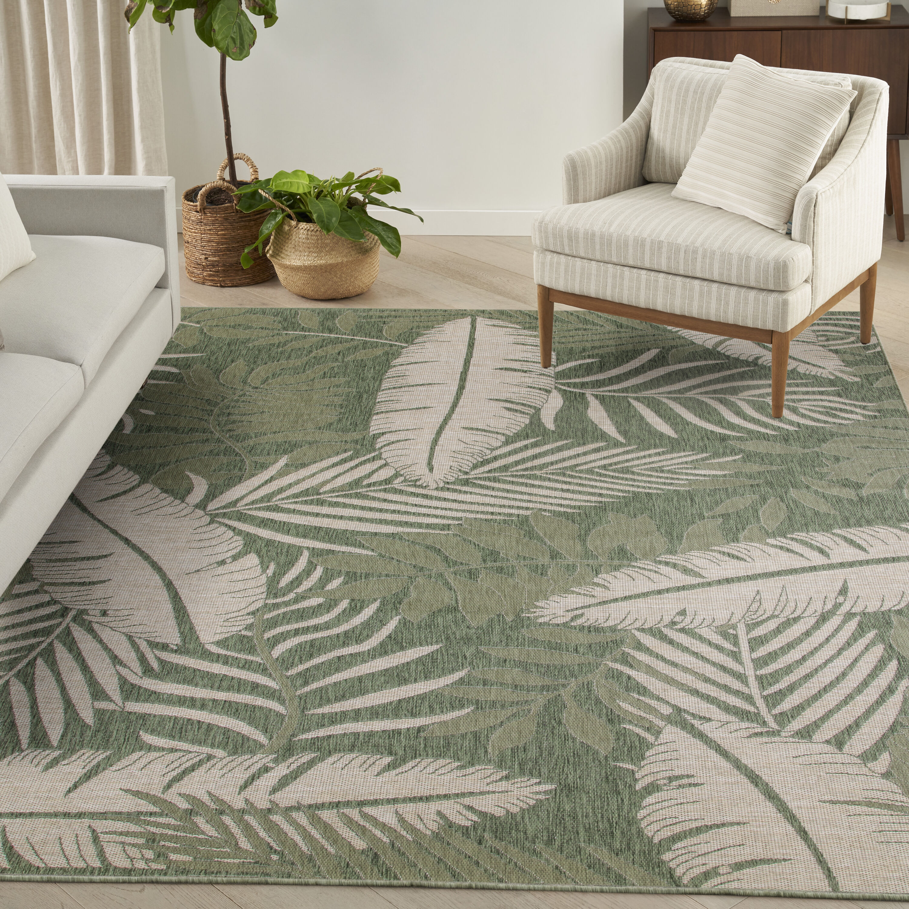 Nourison Home 099446943606 Garden Oasis 8 x 10 (ft) Loomed Polypropylene Green Ivory Rectangular Indoor/Outdoor Floral/Botanical Tropical Area rug