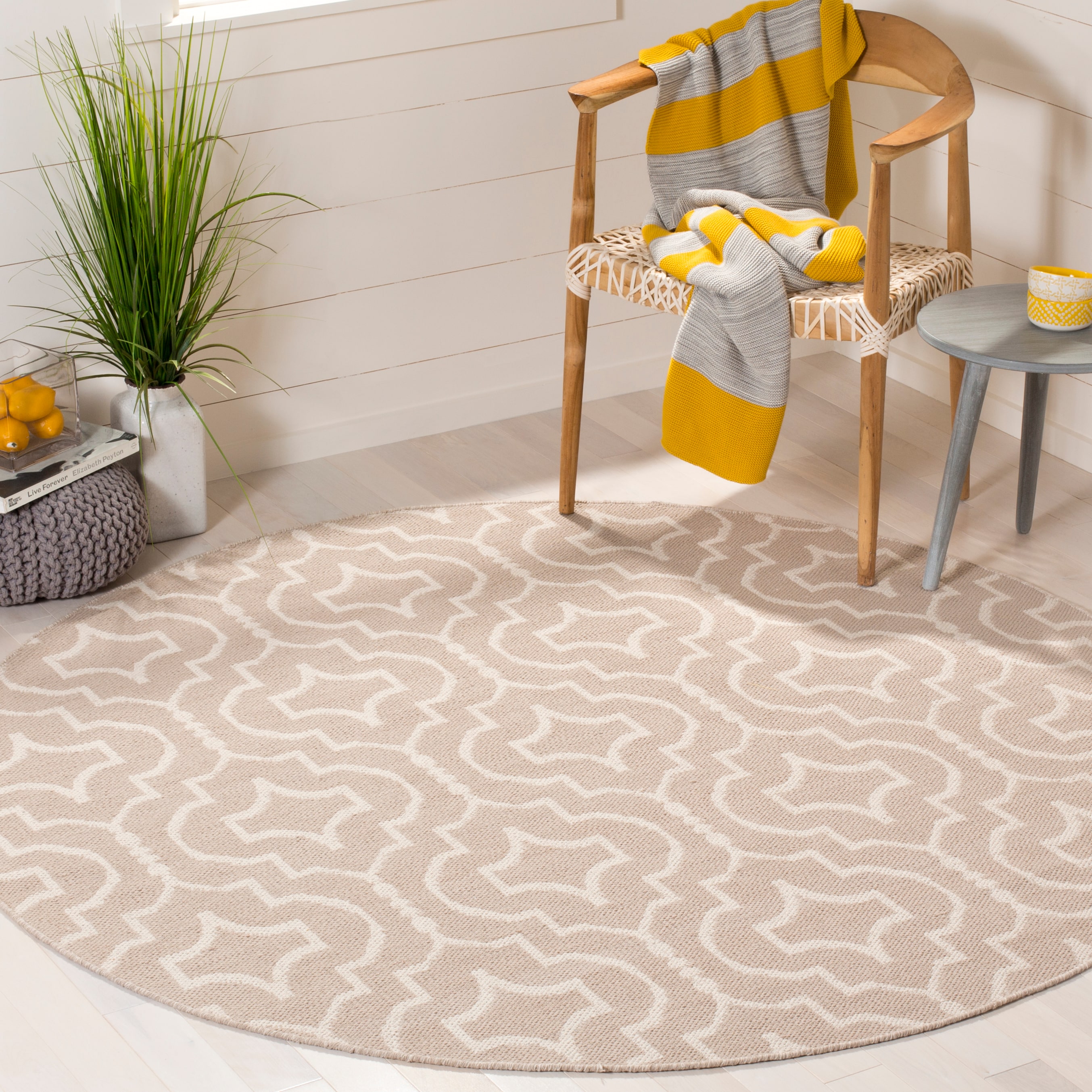 Safavieh MTK722A-6R Montauk Depoe 6 x 6 (ft) Cotton Beige/Ivory Round Indoor Coastal Area rug
