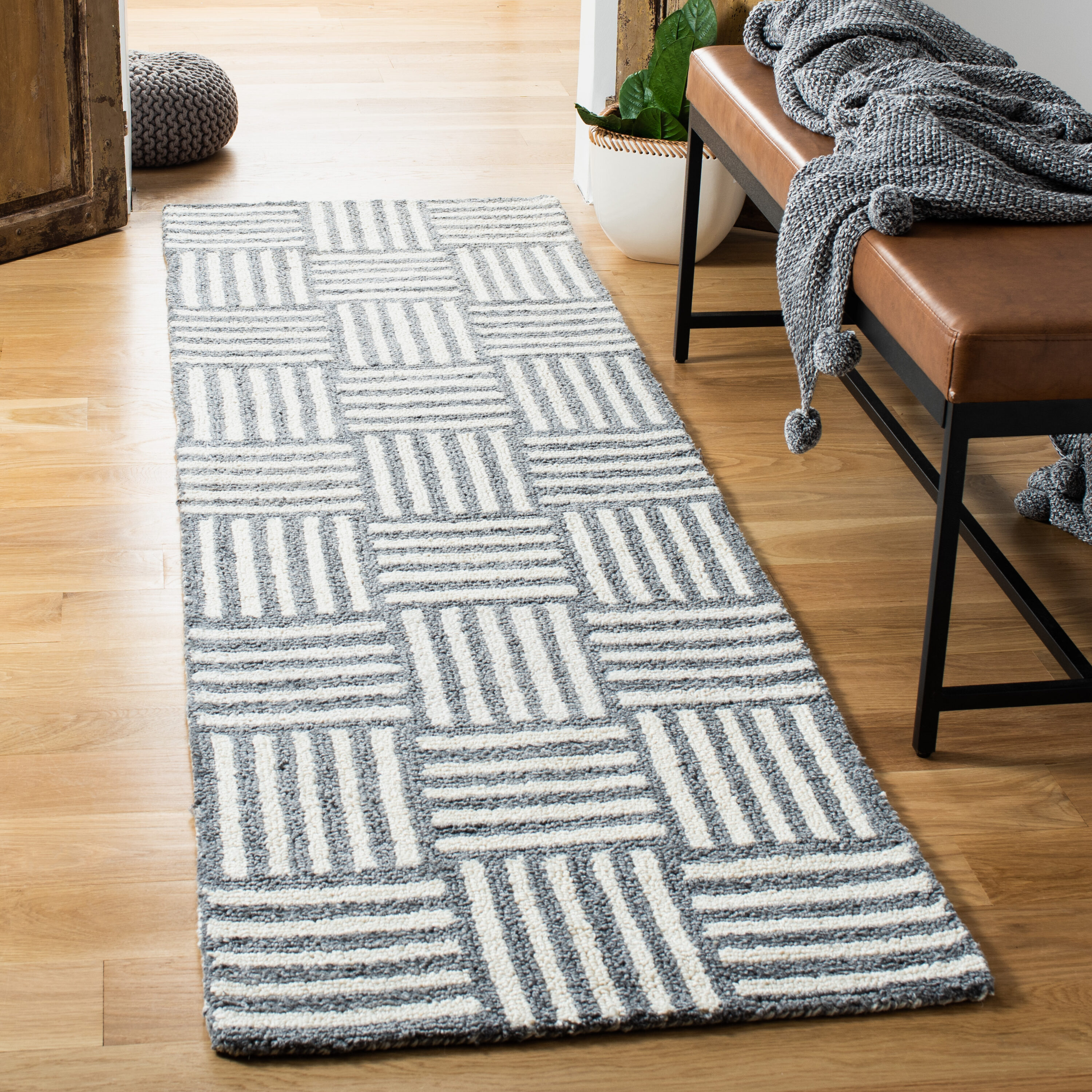  Abstract 602 Ivory/Dark Gray Contemporary 2ft-3in x 8ft Runner Rug
