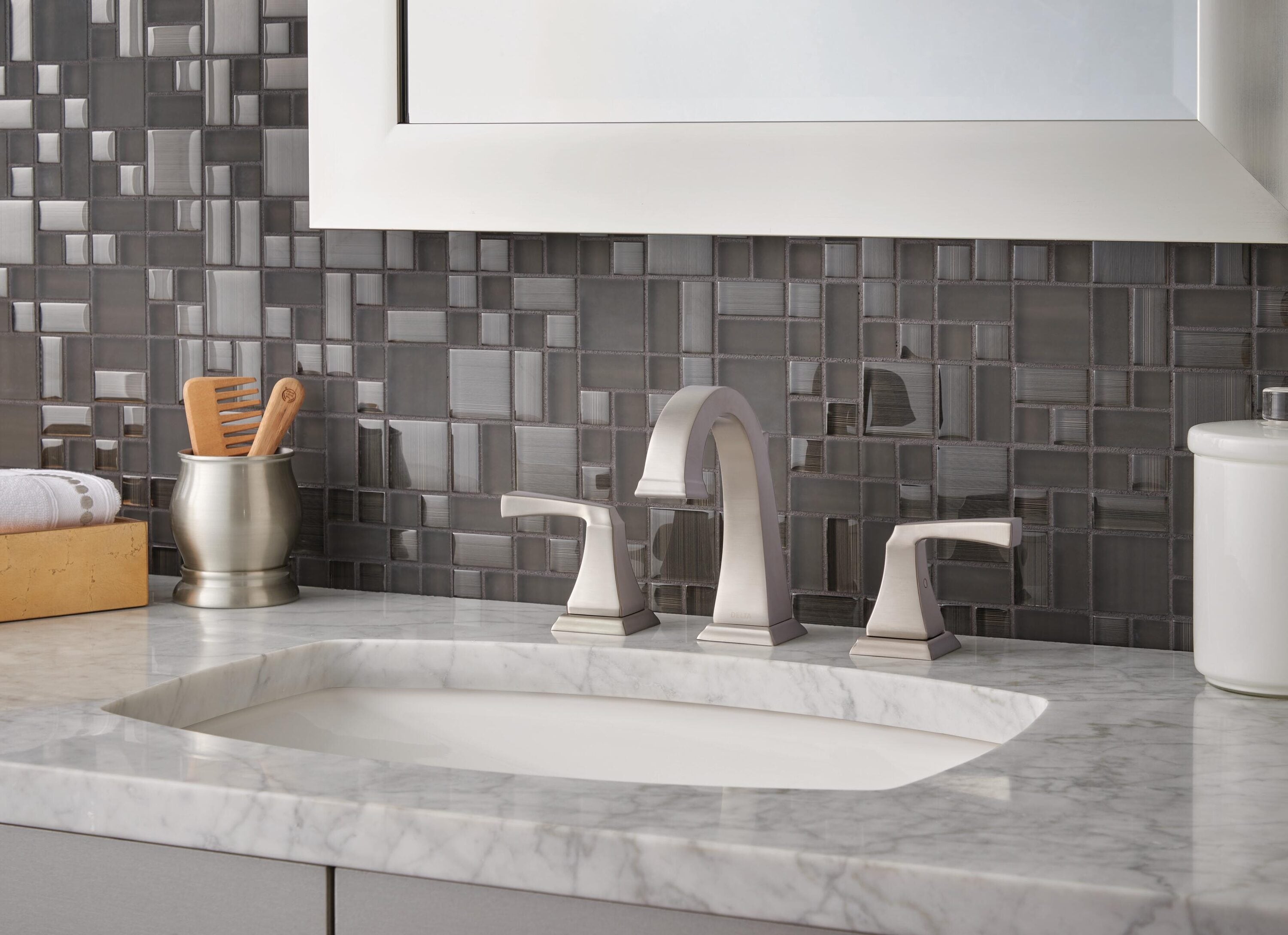 Delta 3551-SSMPU-DST Lavatory-Faucets - View #2