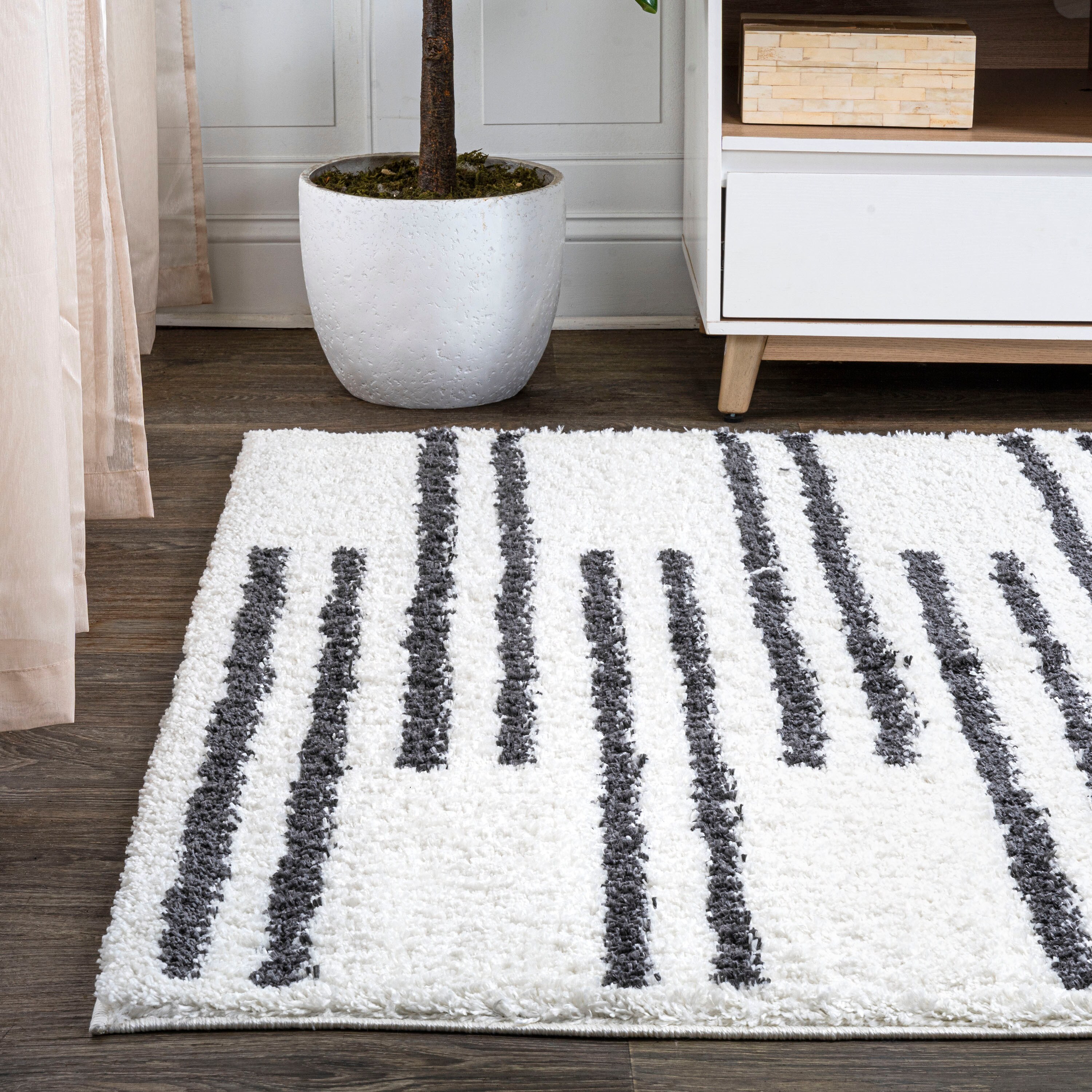JONATHAN  Y MOH406A-5 rugs - View #4