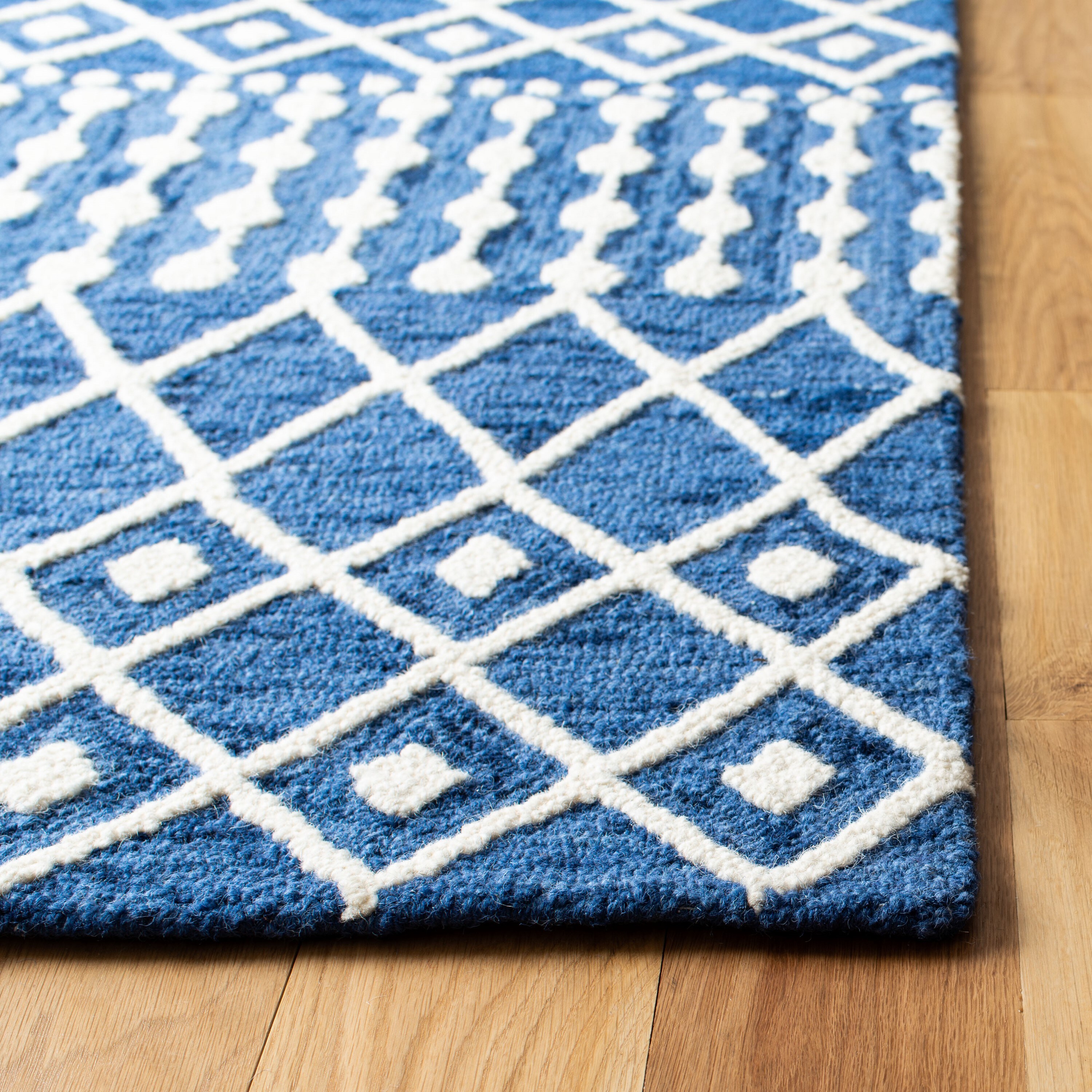 Safavieh BLM115N-9 rugs - View #3