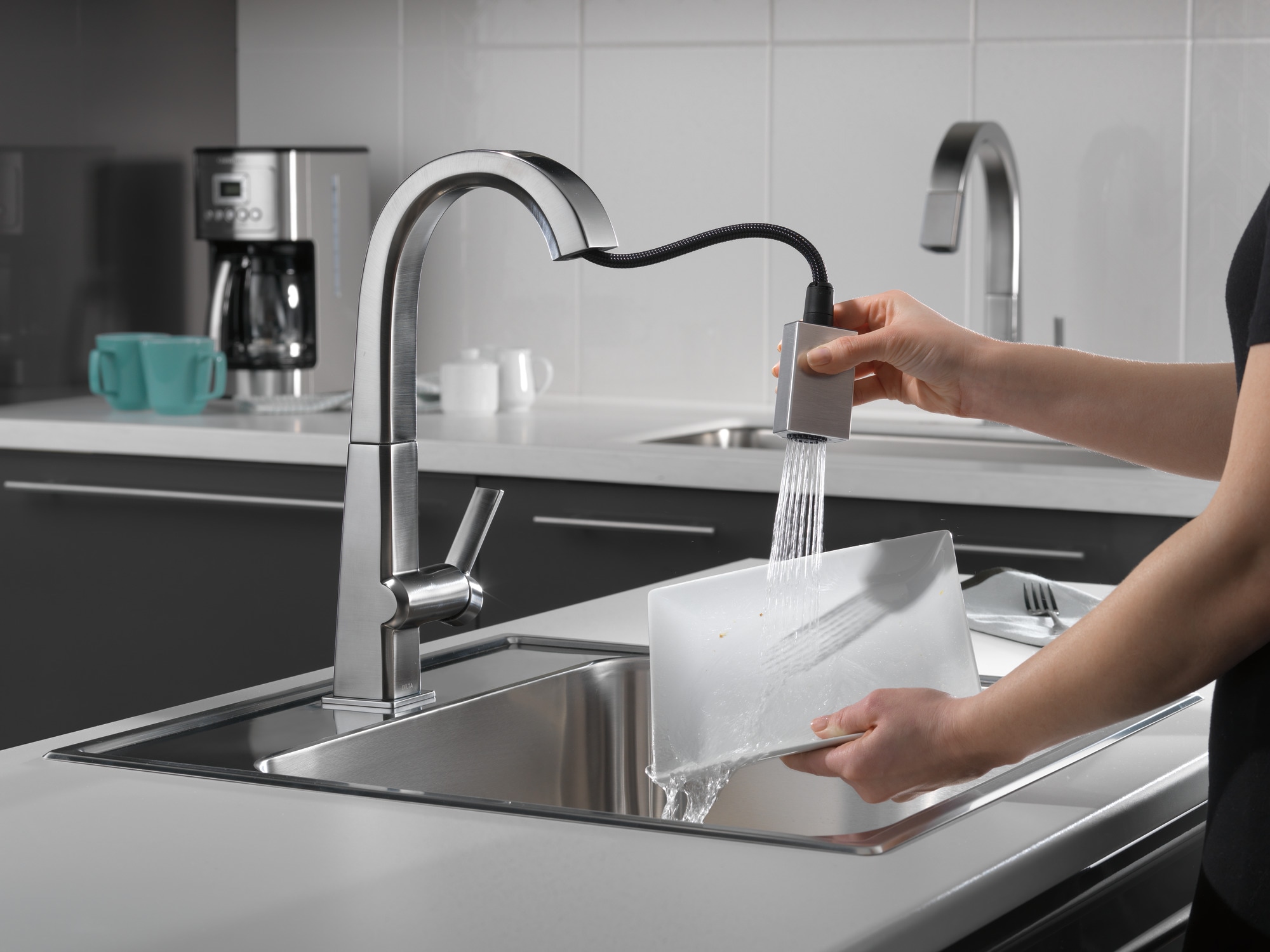 Delta 9193-AR-DST Kitchen-Faucets - View #3