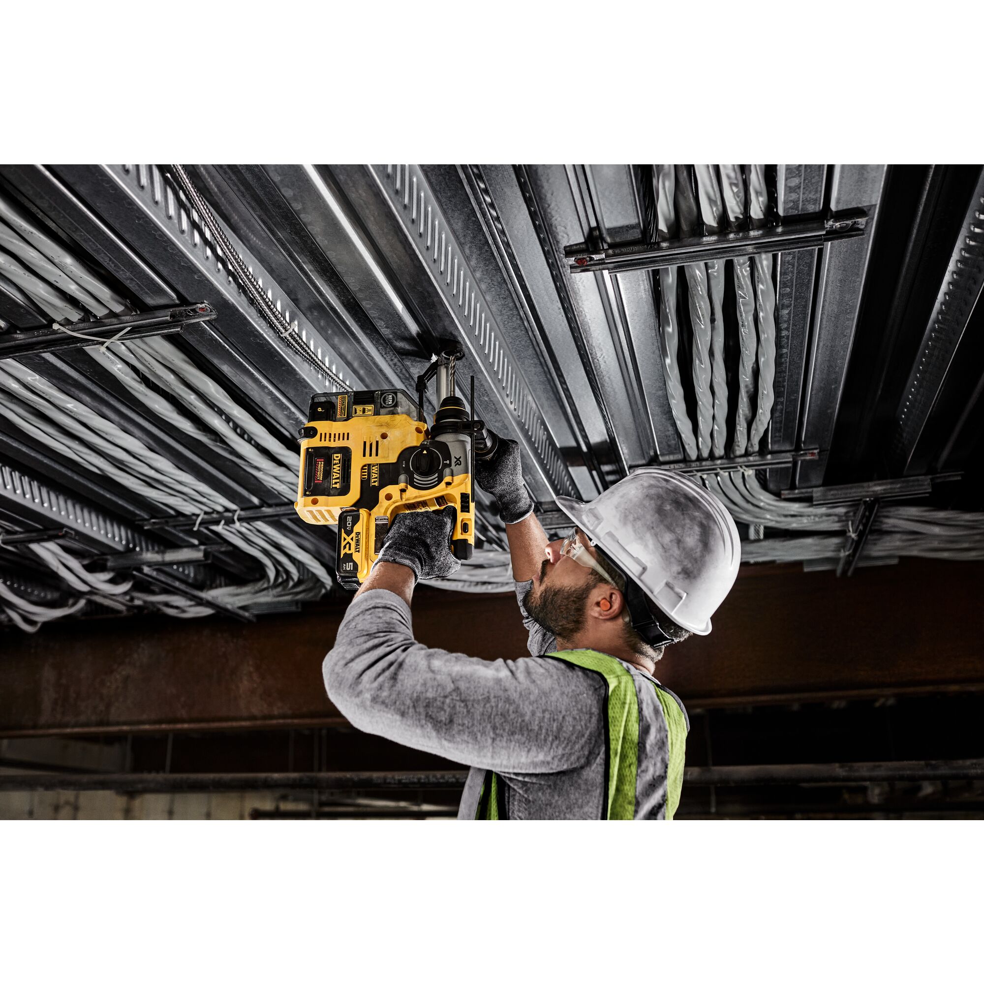 DEWALT 20-volt Max 1-in Sds-plus Variable Speed Cordless Rotary Hammer Drill  (2-Batteries Included) in the Rotary Hammer Drills department at