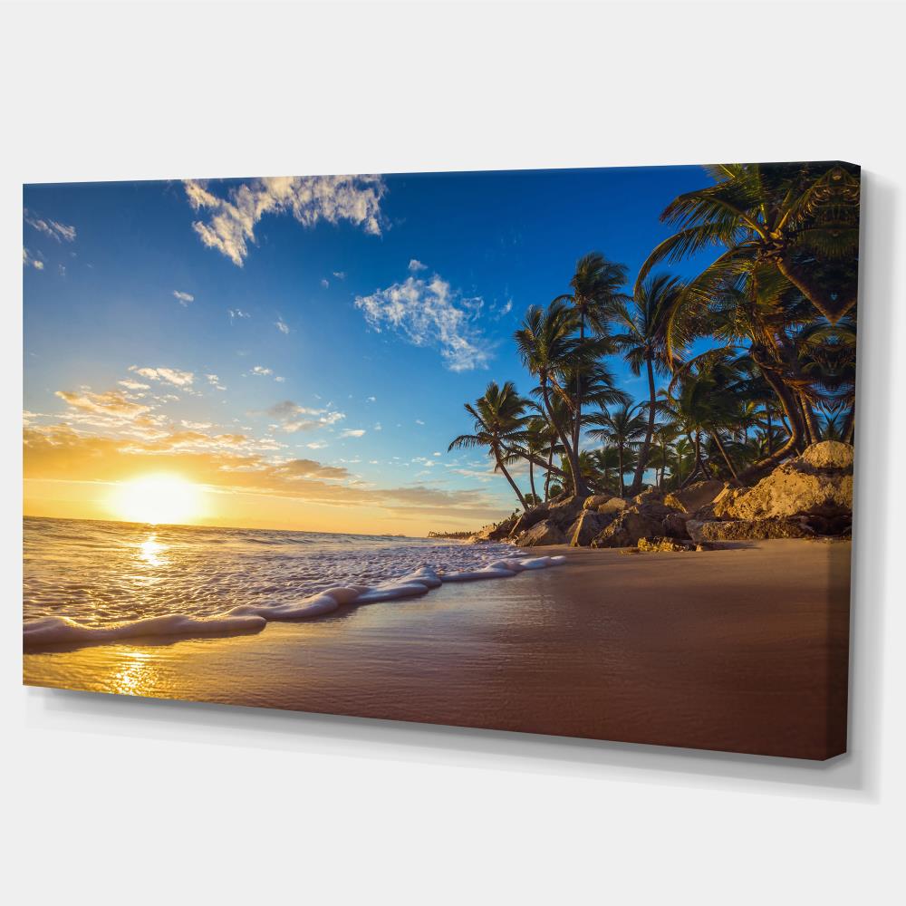 Designart 16-in H x 32-in W Coastal Print on Canvas in the Wall Art ...