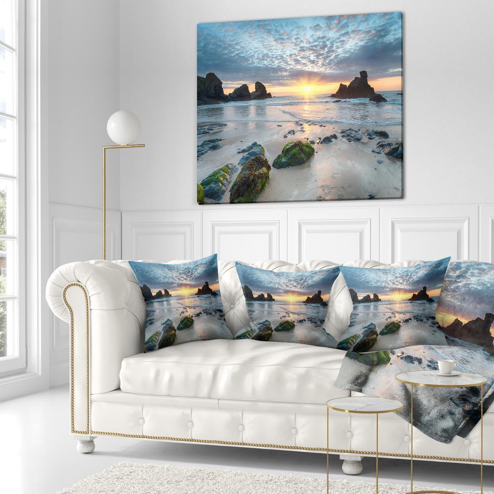 Designart CU14279-18-18 Accent-Pillows - View #2
