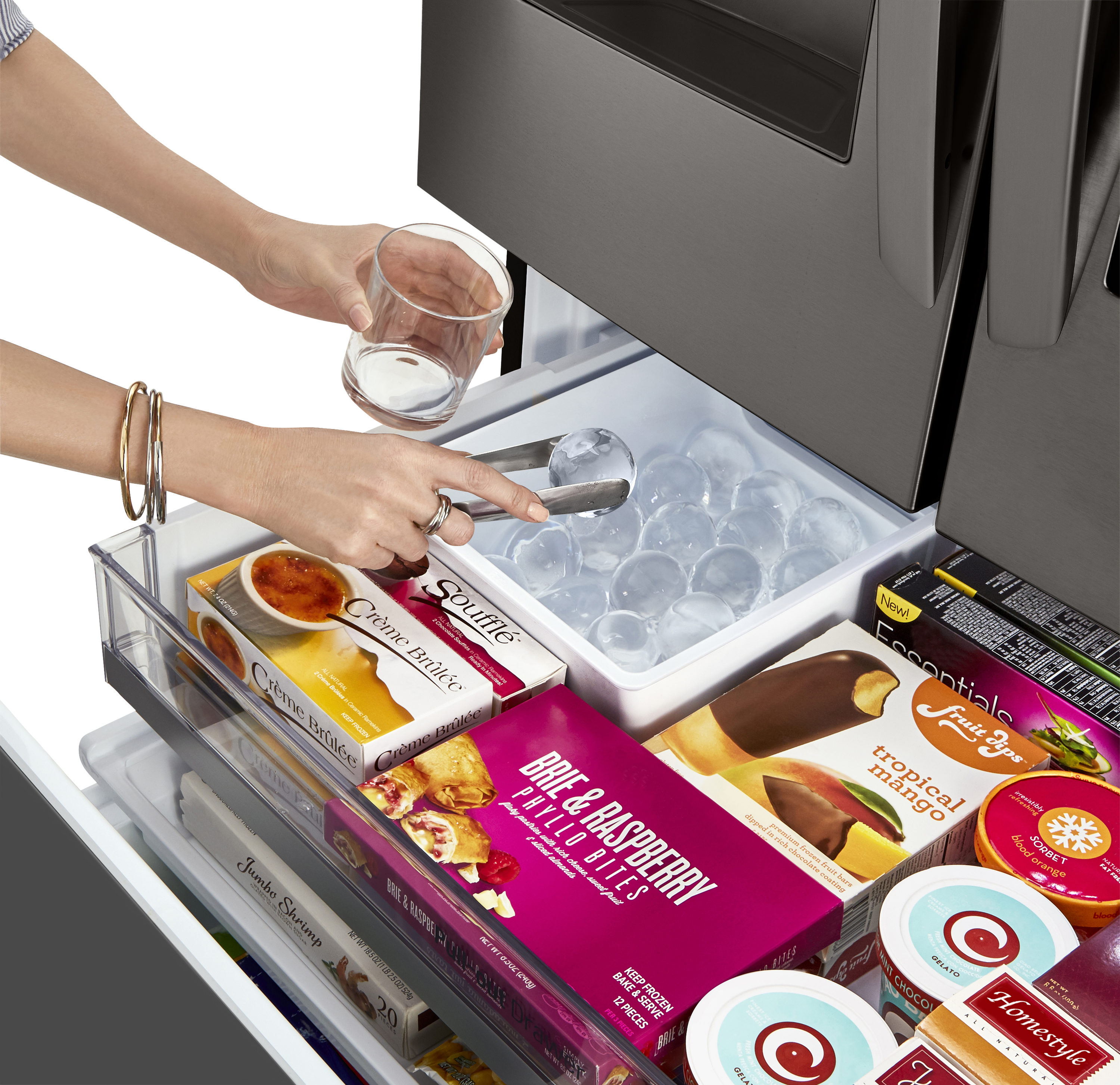 Discover the LG Craft Ice Refrigerator!