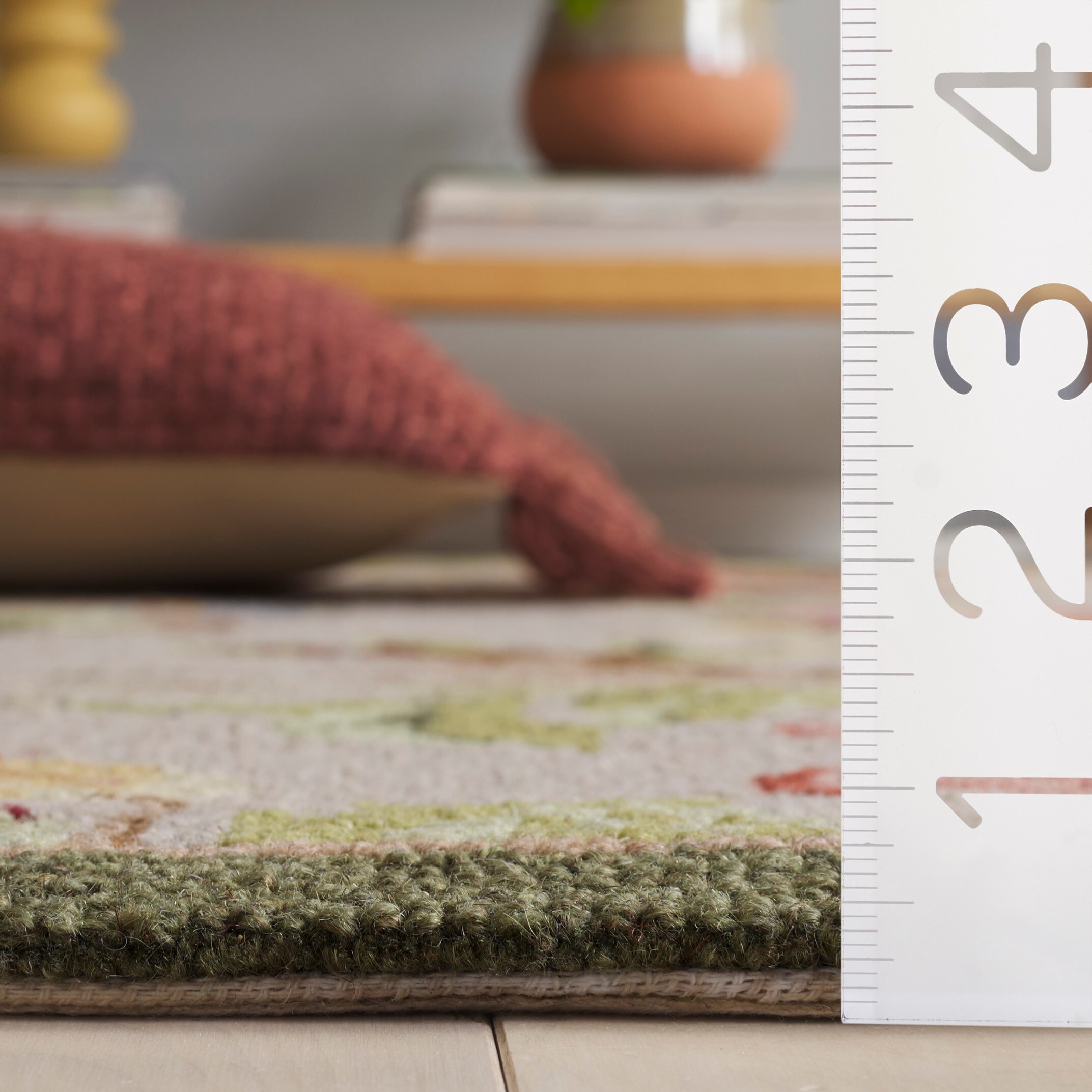 Safavieh HK331C-5R rugs - View #4