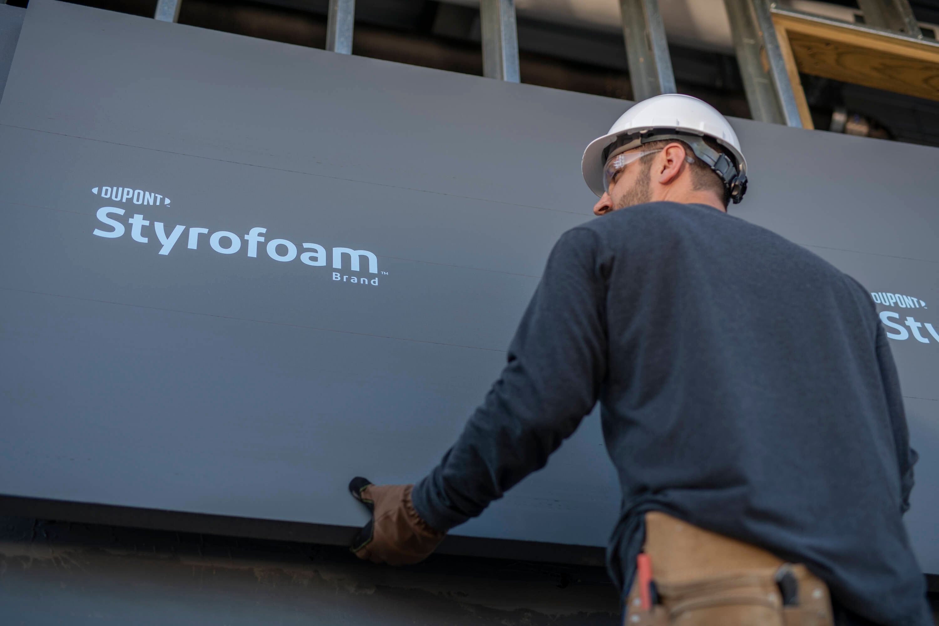 STYROFOAM R-4, 0.78-in x 4-ft x 8-ft Residential Sheathing Faced  Polystyrene Board Insulation in the Board Insulation department at