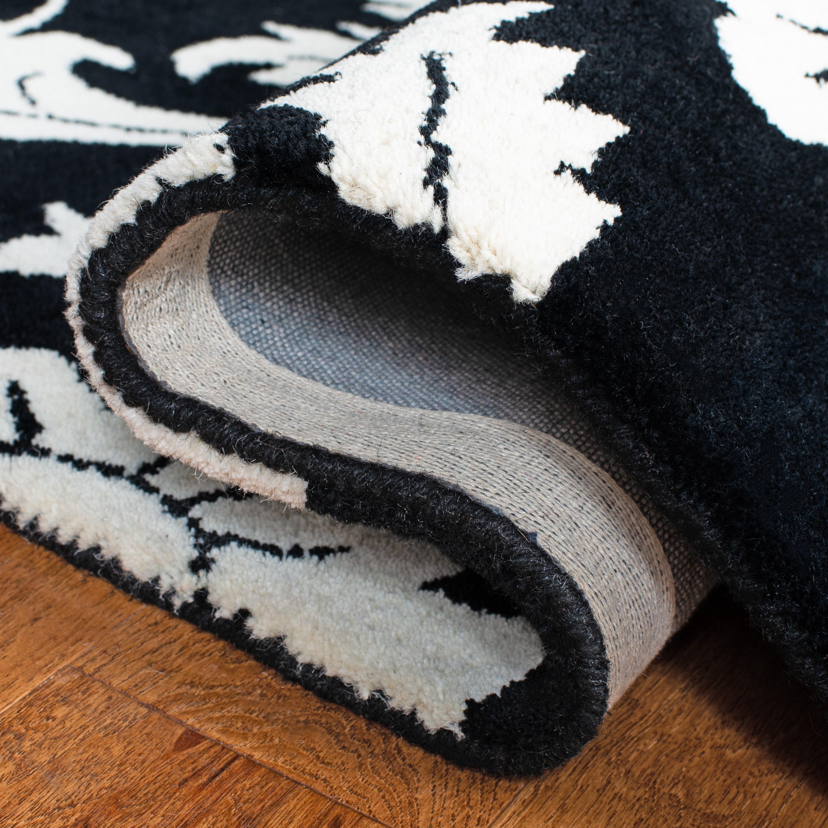 Safavieh SOH212A-4 rugs - View #5