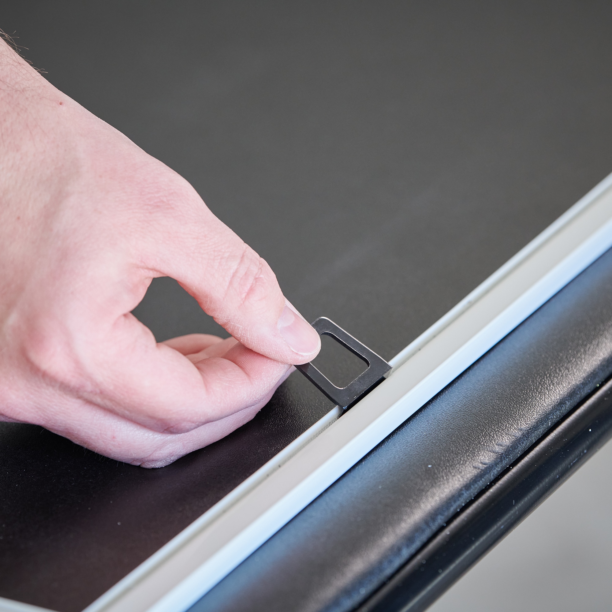 M-D 14168 Window-Screen-Tension-Springs - View #8