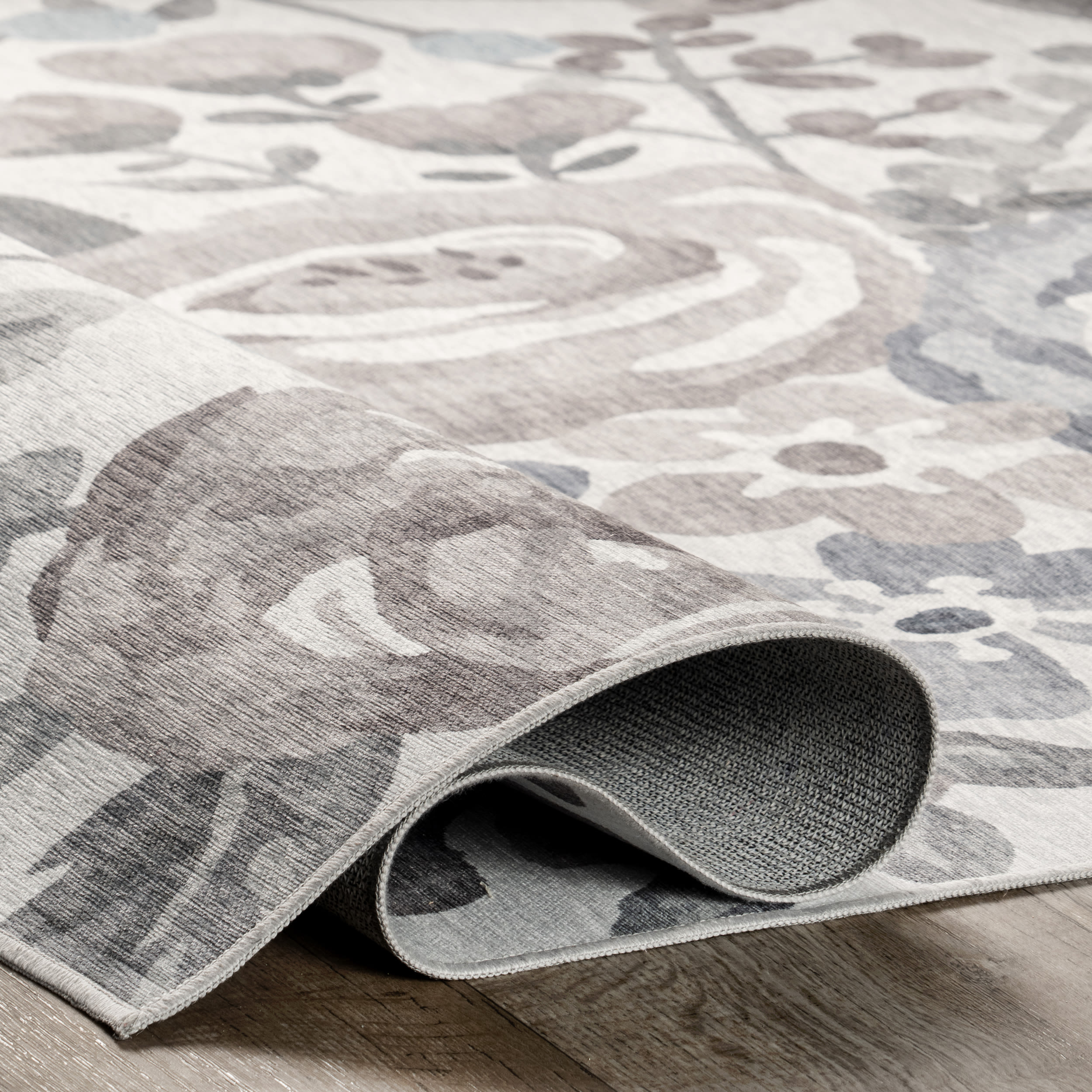 Gray Floral Washable Stain-Resistant Synthetic Area Rug 4' x 6'