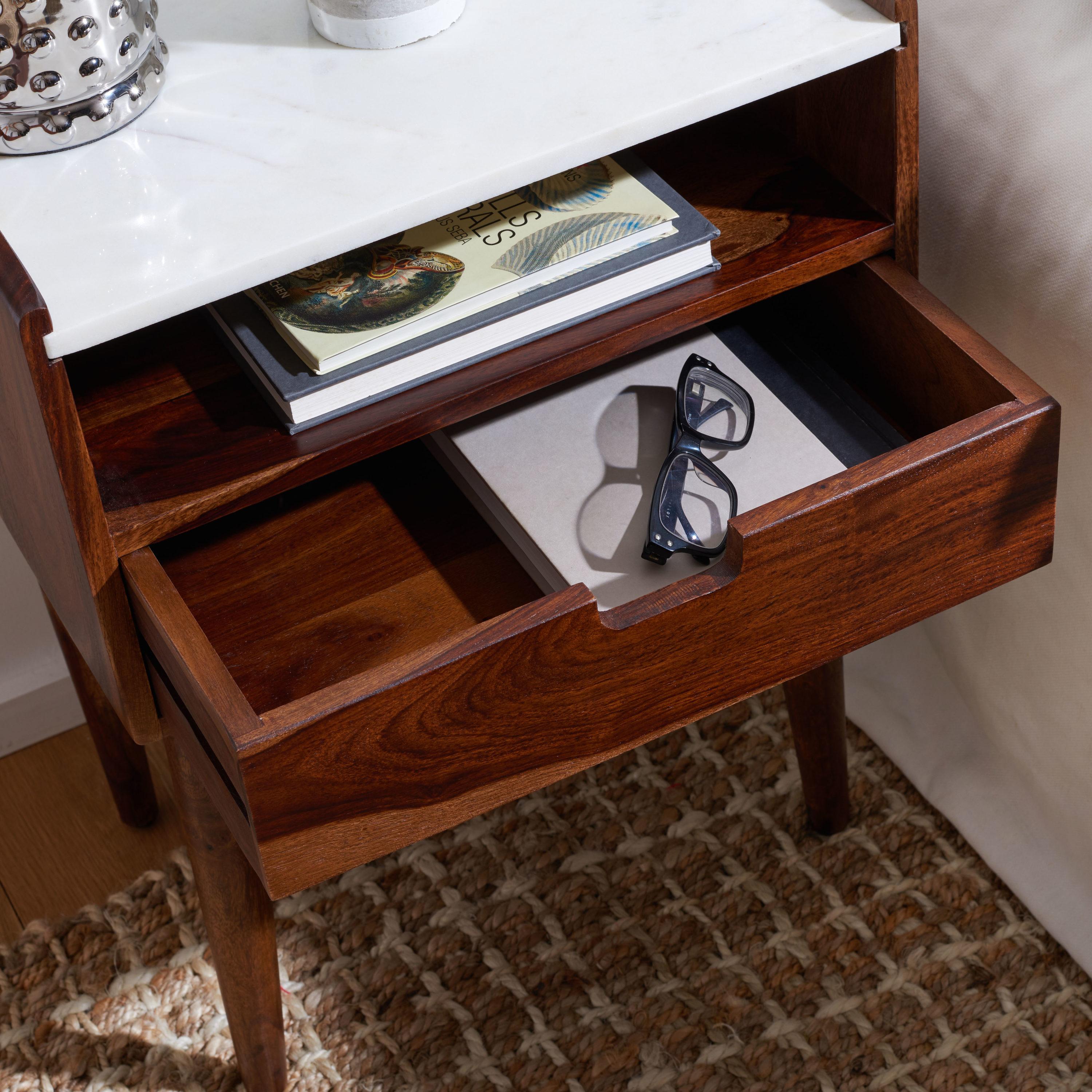 Safavieh NST3700A nightstands - View #3
