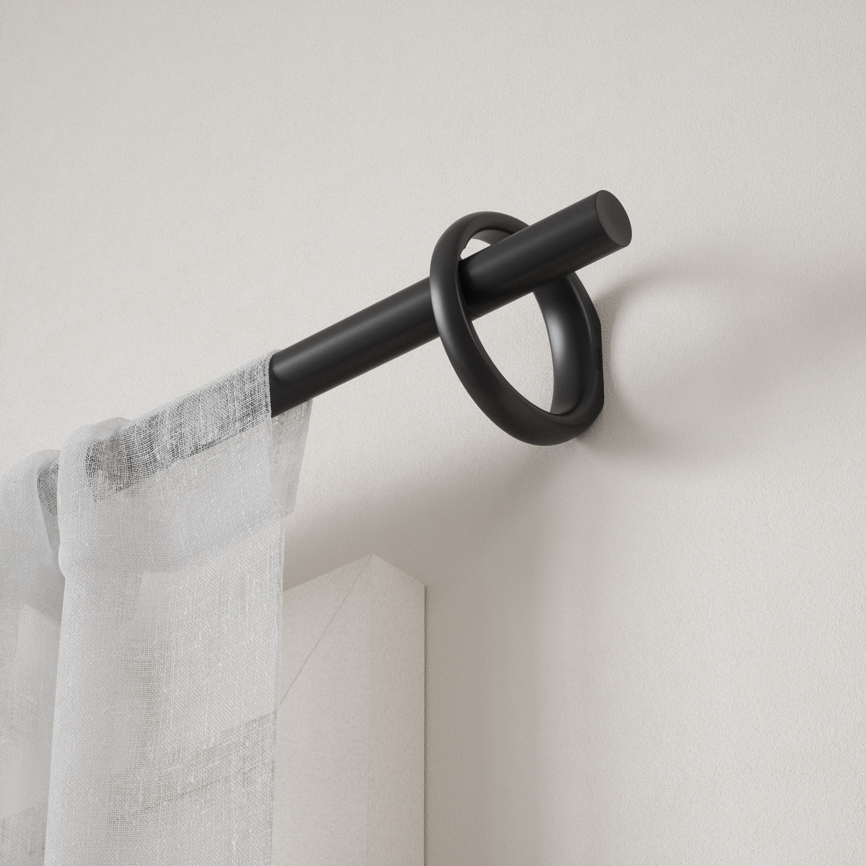 Matte Black Adjustable Steel Curtain Rod with Ring Bracket