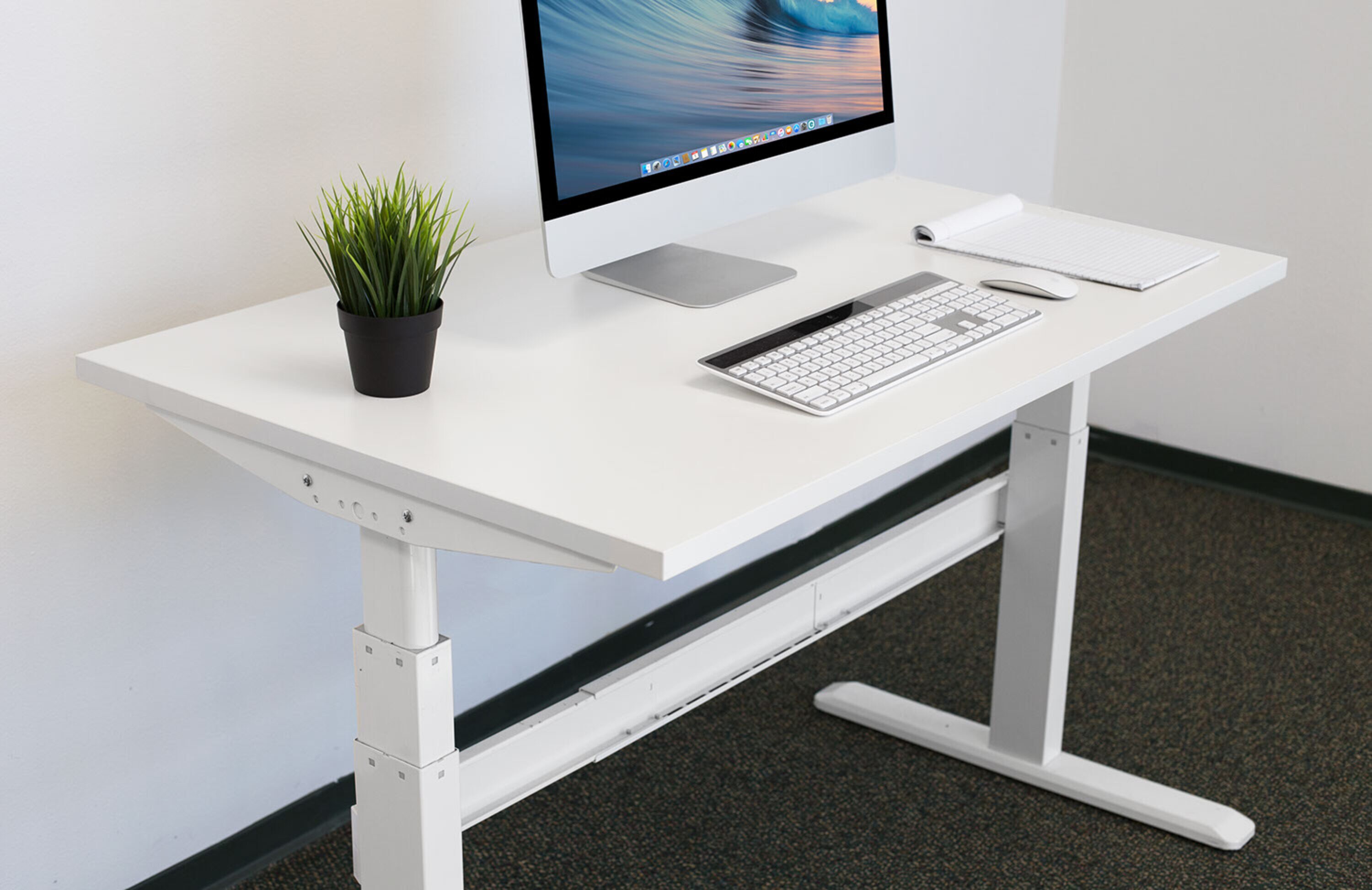Mount-It! MI-7935 desks - View #2