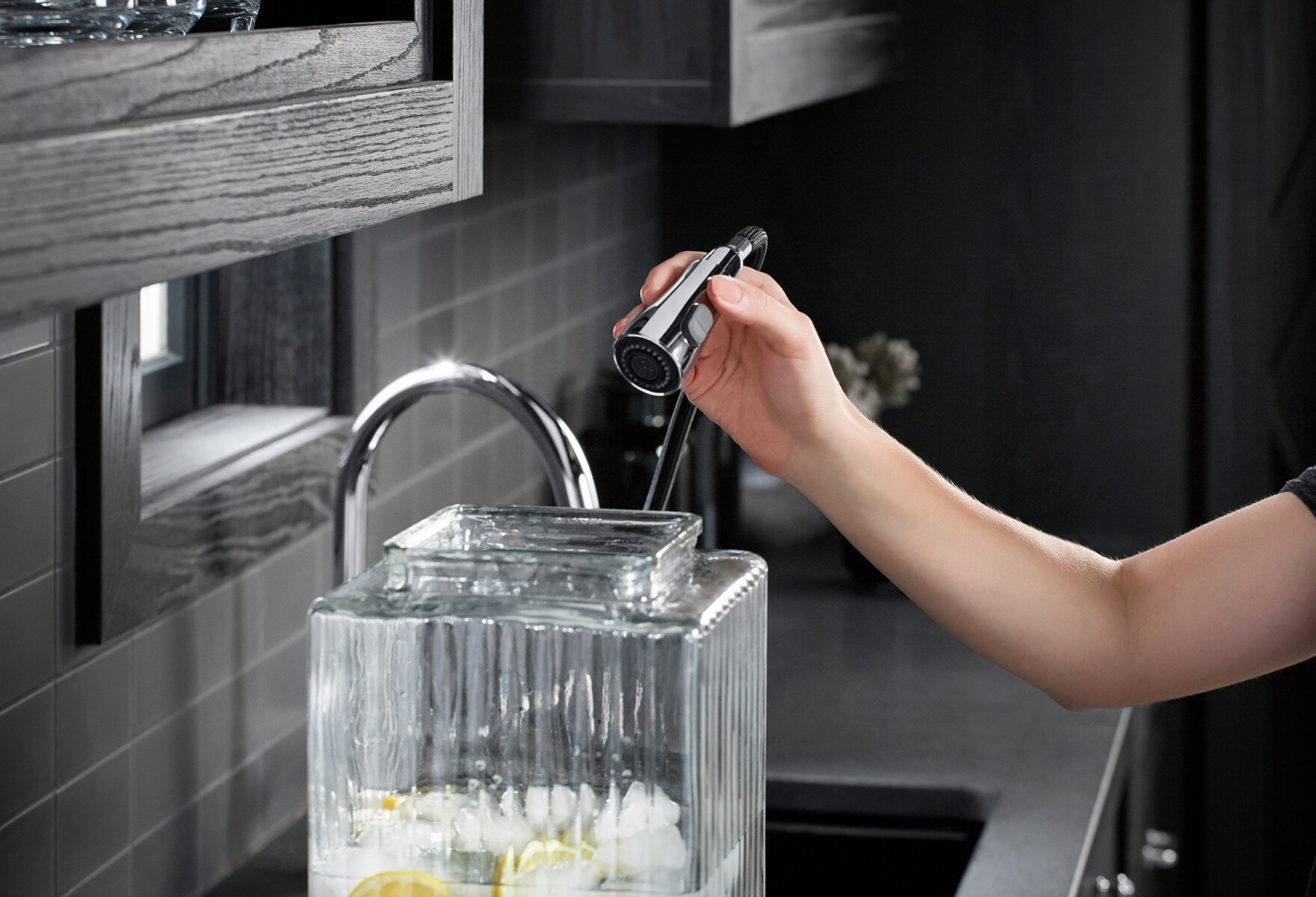Polished Chrome Touchless Pull-Down Kitchen Faucet with Sprayhead